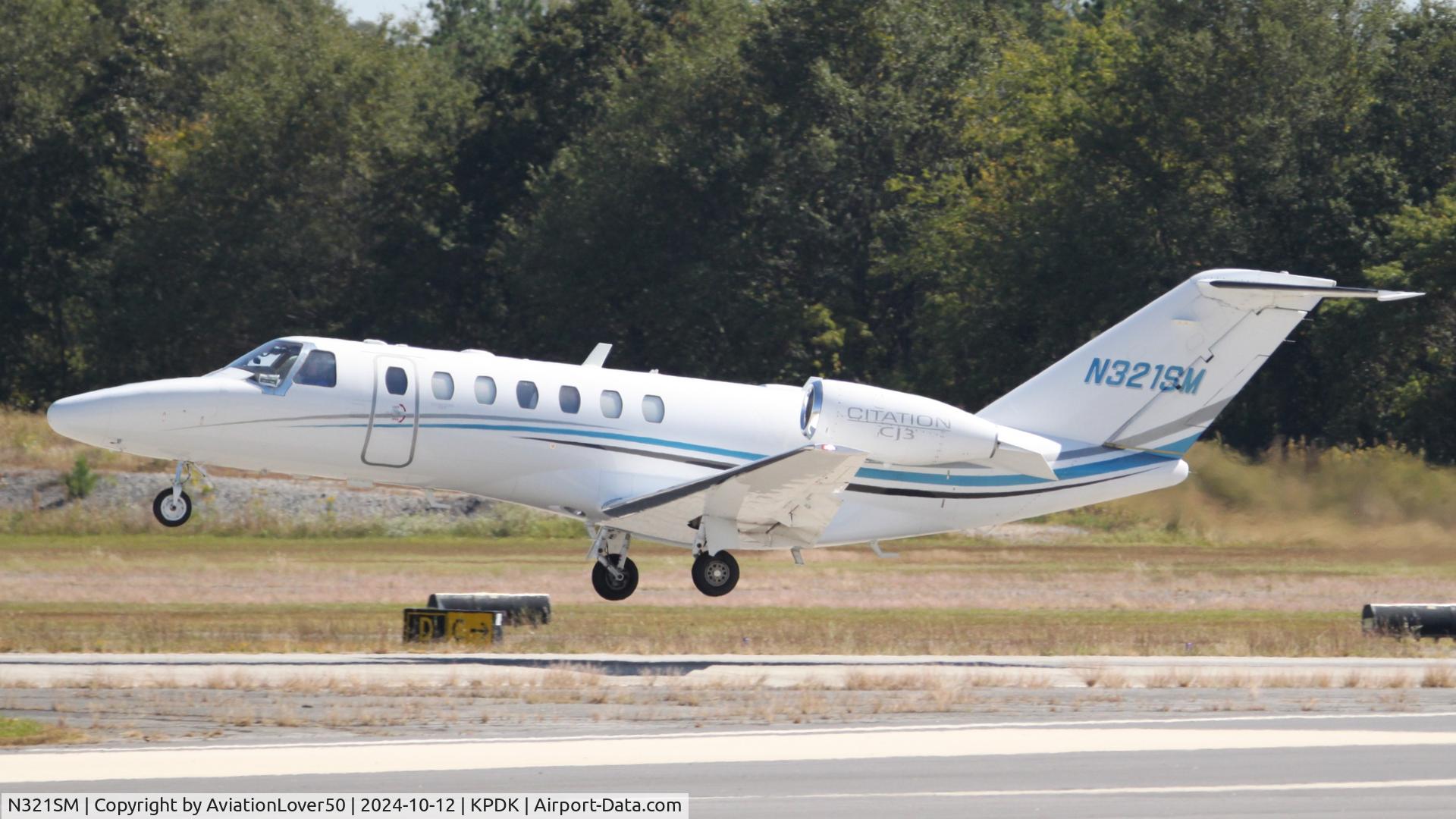 N321SM, 2009 Cessna 525B CitationJet CJ3 C/N 525B-0320, Mountain Aviation CJ3