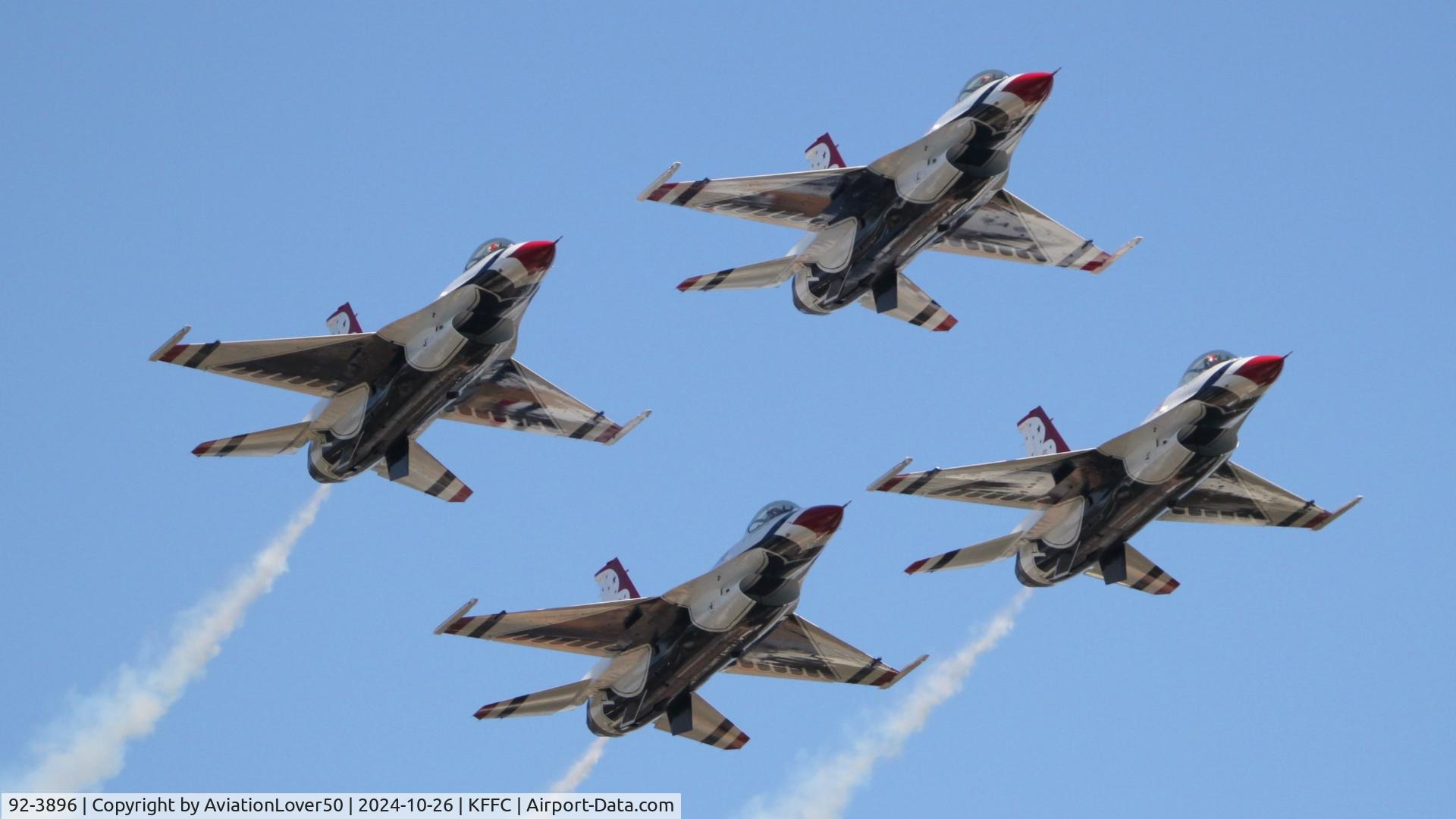 92-3896, General Dynamics F-16CJ Fighting Falcon C/N CC-138, Thunderbirds F-16Cs