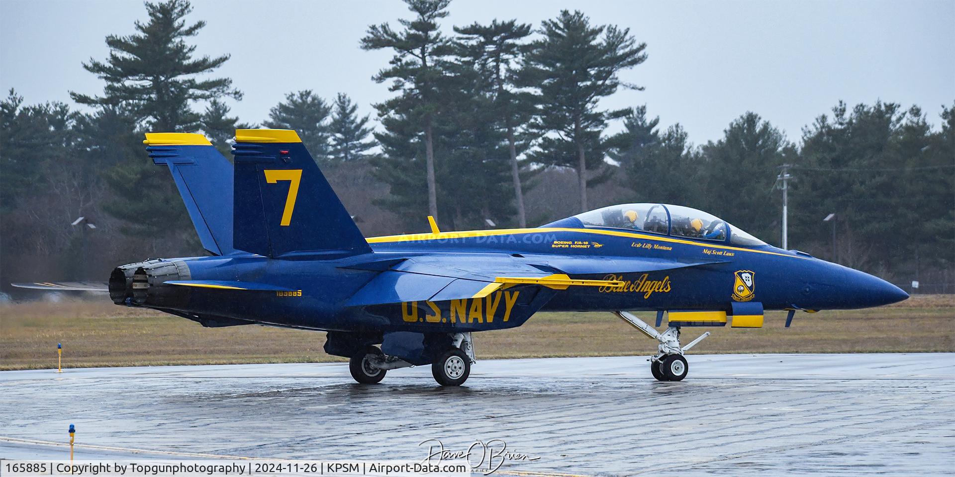 165885, Boeing F/A-18F C/N F045, Blue angel #7 pull off to figure out a flight plan around the weather.