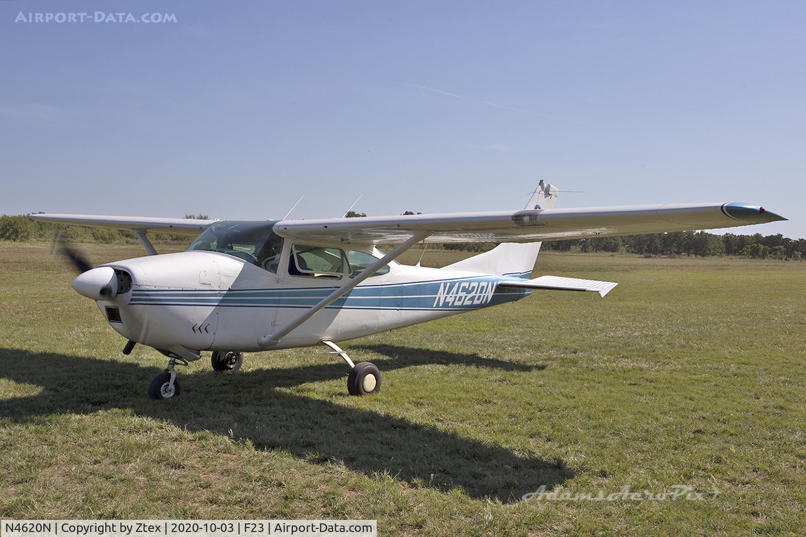 N4620N, Cessna 182H Skylane C/N 18256422, At he Ranger Antique Airfield Fly-in 