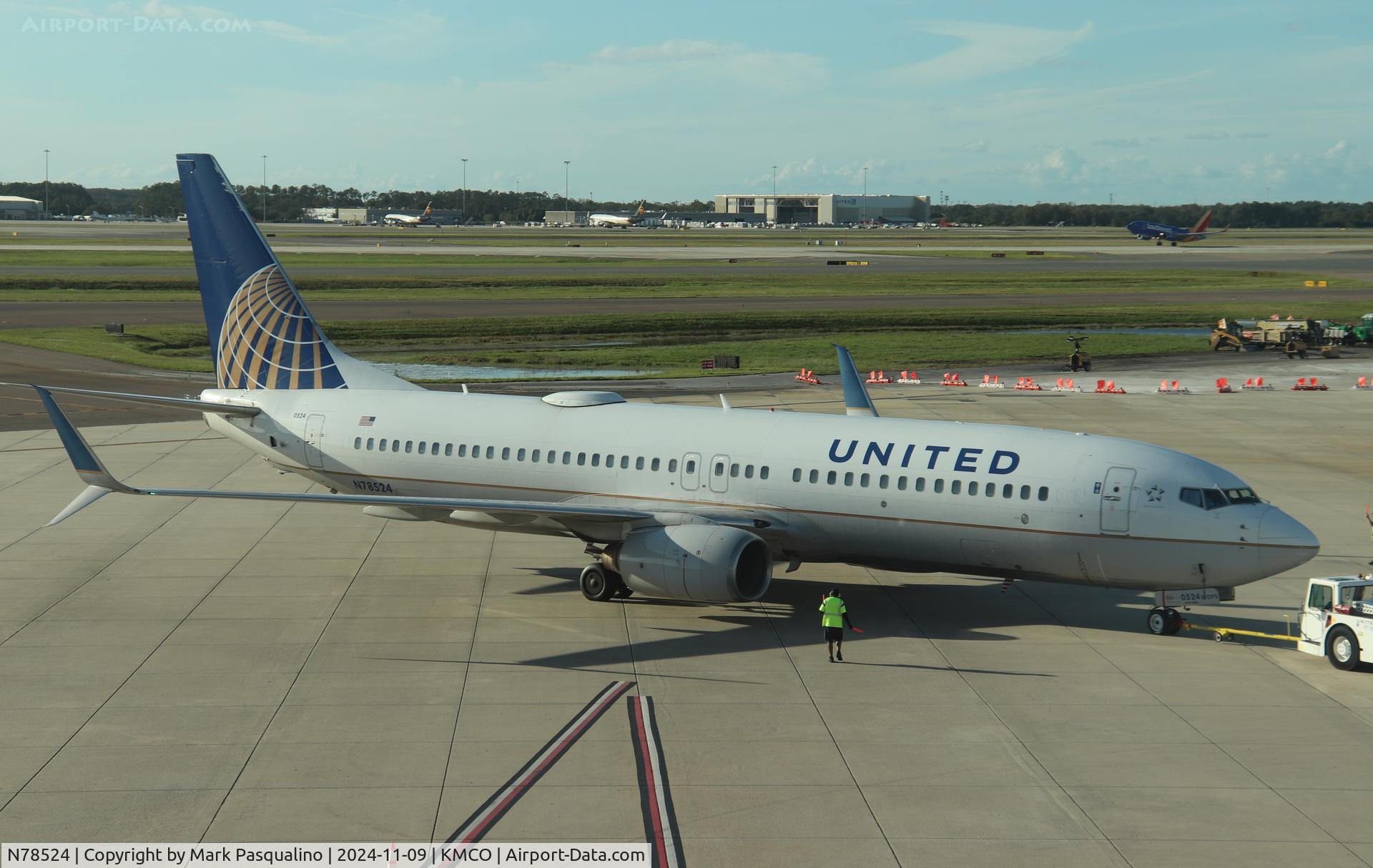 N78524, 2010 Boeing 737-824 C/N 31642, Boeing 737-824