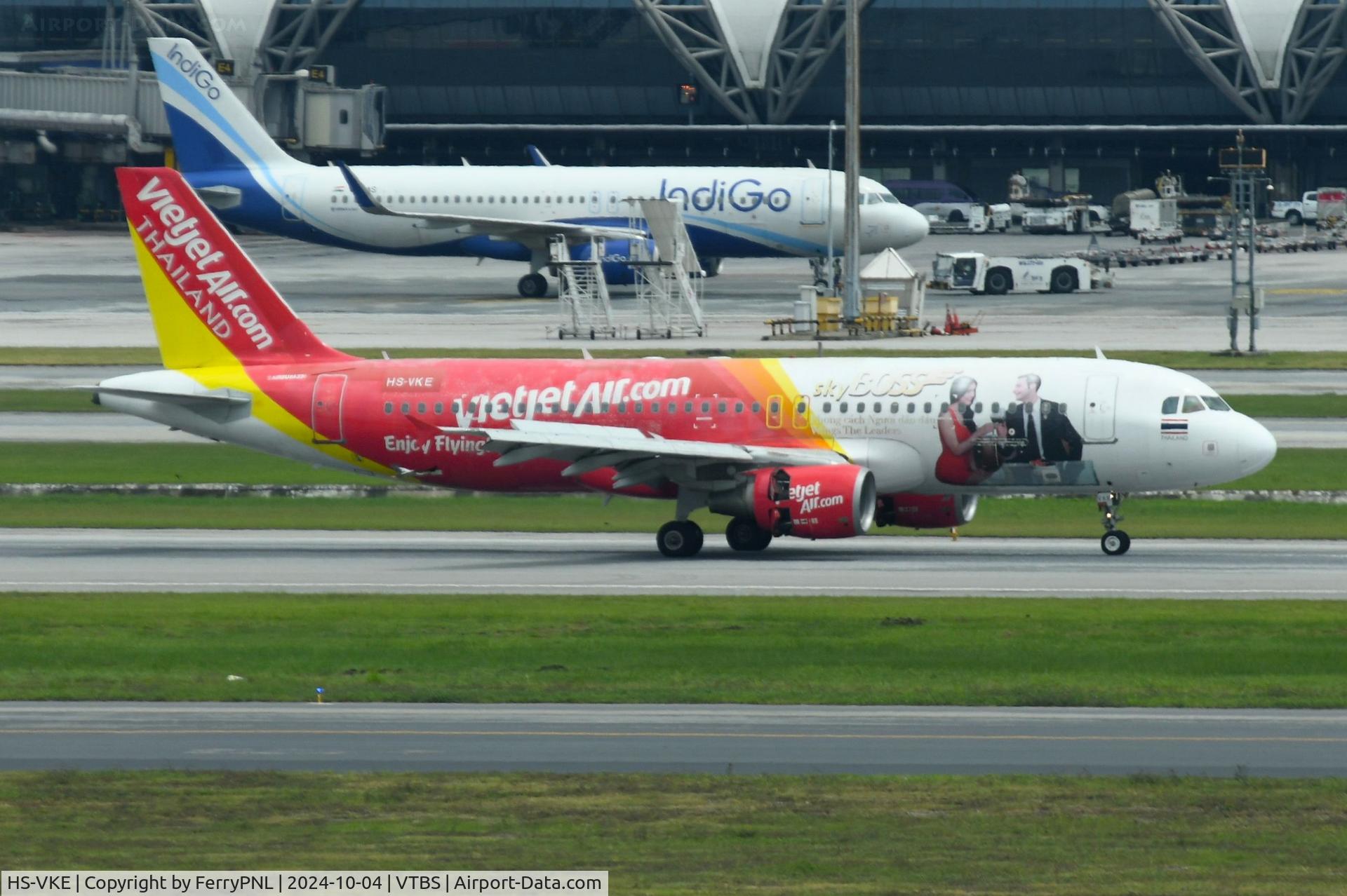 HS-VKE, 2010 Airbus A320-214 C/N 4512, ThaiVietjetAir A320 with Skyboss advert