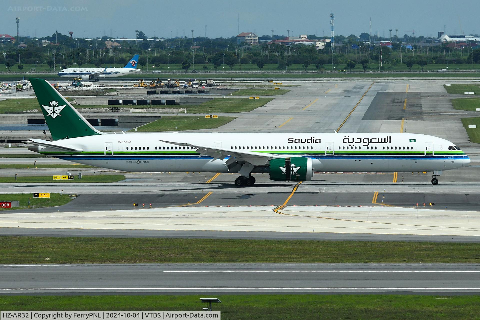 HZ-AR32, 2022 Boeing 787-10 Dreamliner C/N 40055, Saudia B781 arriving in new (old) livery. For once an improvement!