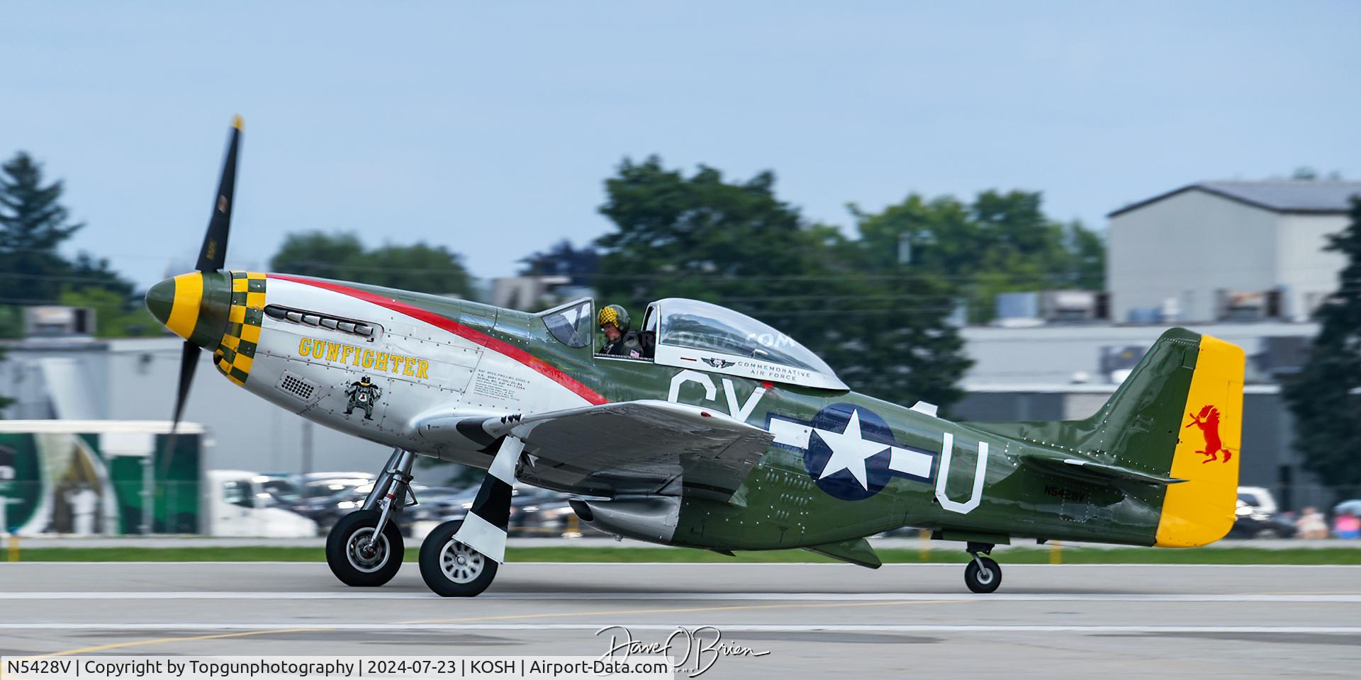 N5428V, 1944 North American P-51D Mustang C/N 122-39723, Gunfighter heads back to the Warbird ramp