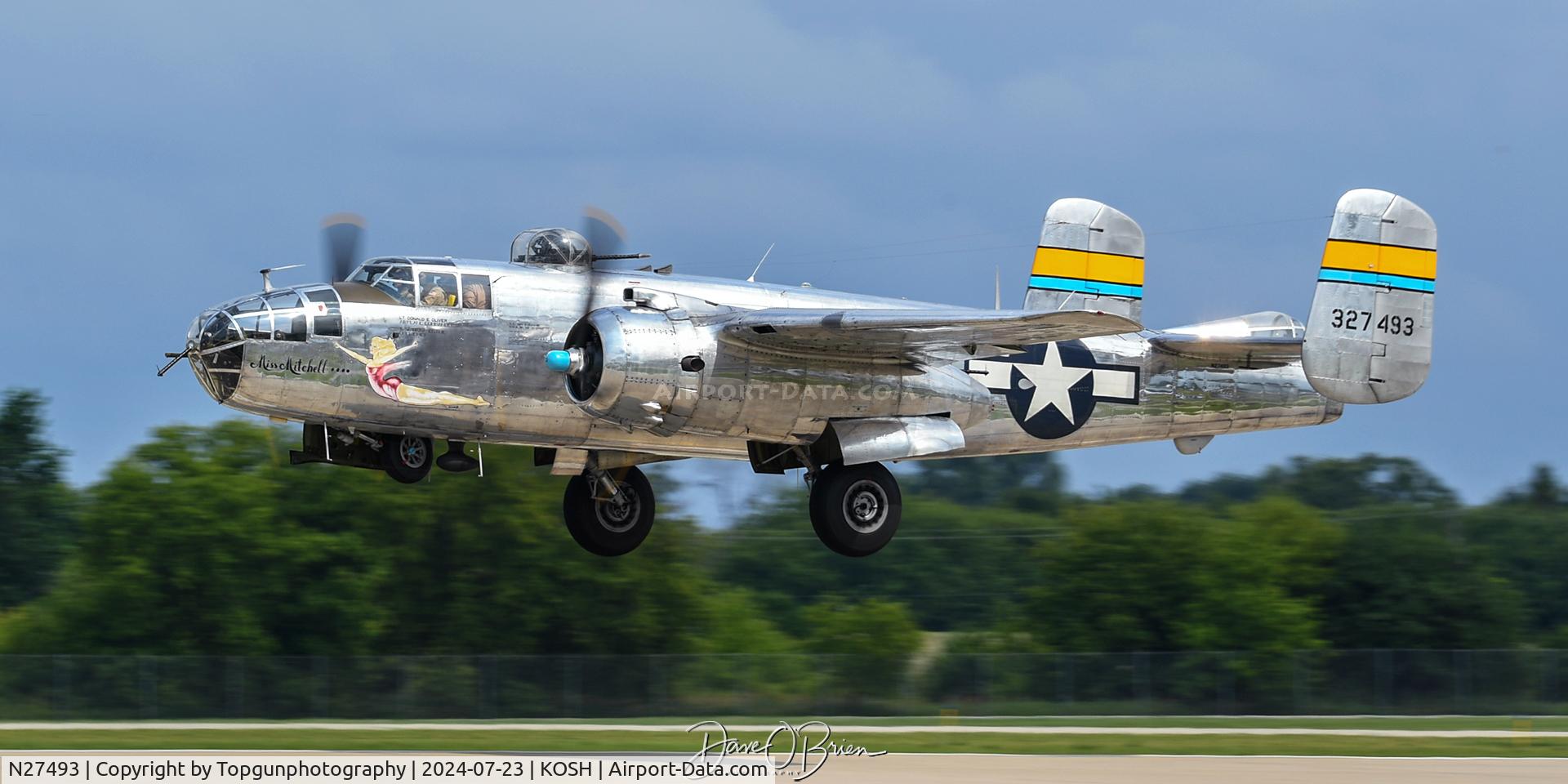 N27493, 1944 North American TB-25K Mitchell C/N 44-29869/108-33144, Miss Mitchell