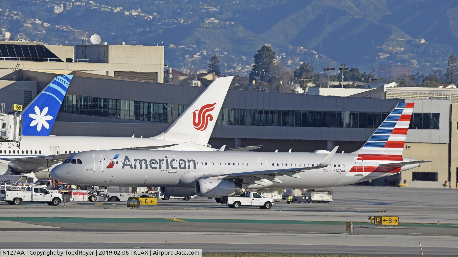 N127AA, 2014 Airbus A321-231 C/N 6334, Taxiing for departure at LAX
