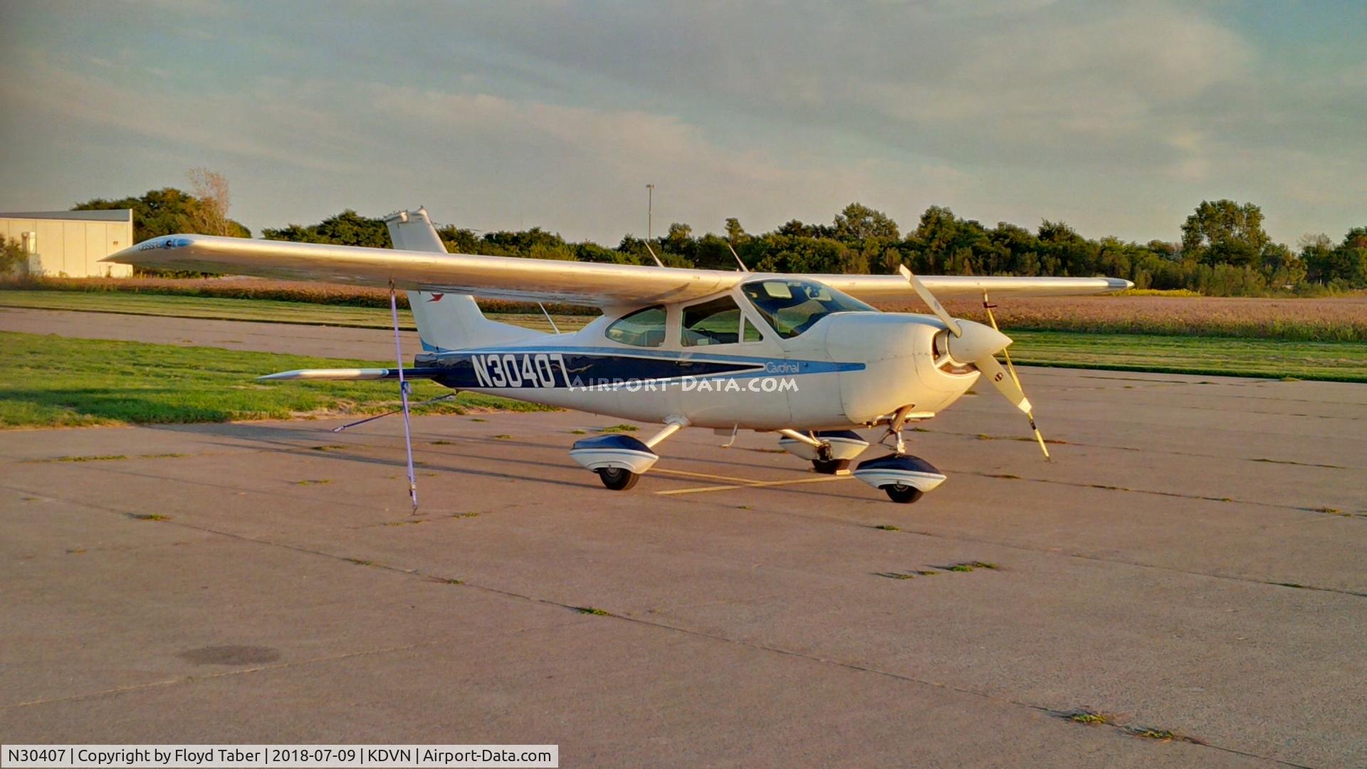 N30407, 1968 Cessna 177A Cardinal C/N 17701238, On the GA Ramp