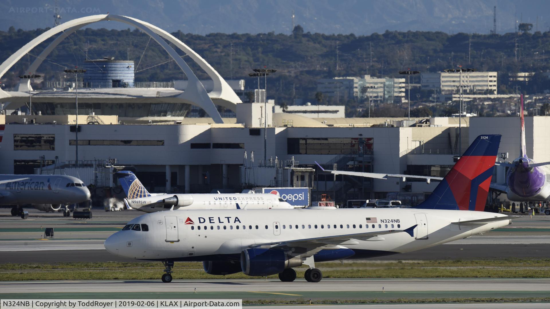 N324NB, 2001 Airbus A319-114 C/N 1456, Arriving at LAX on 25L