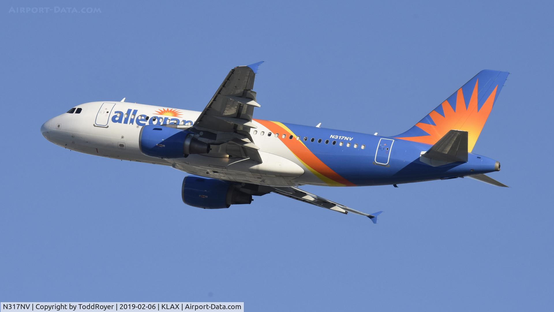 N317NV, 2005 Airbus A319-111 C/N 2477, Departing LAX on 25R