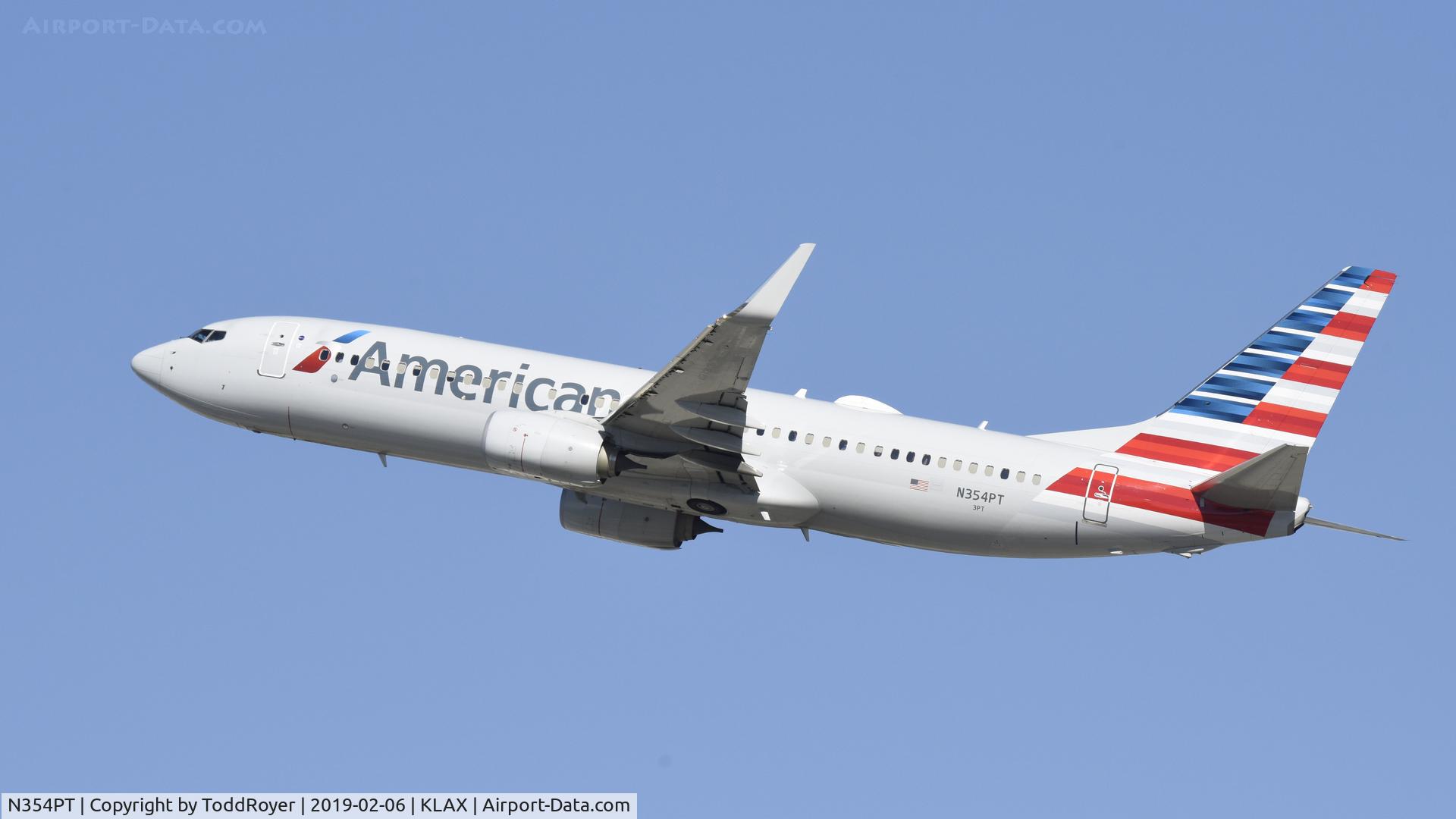 N354PT, 2017 Boeing 737-823 C/N 31275, Departing LAX on 25R