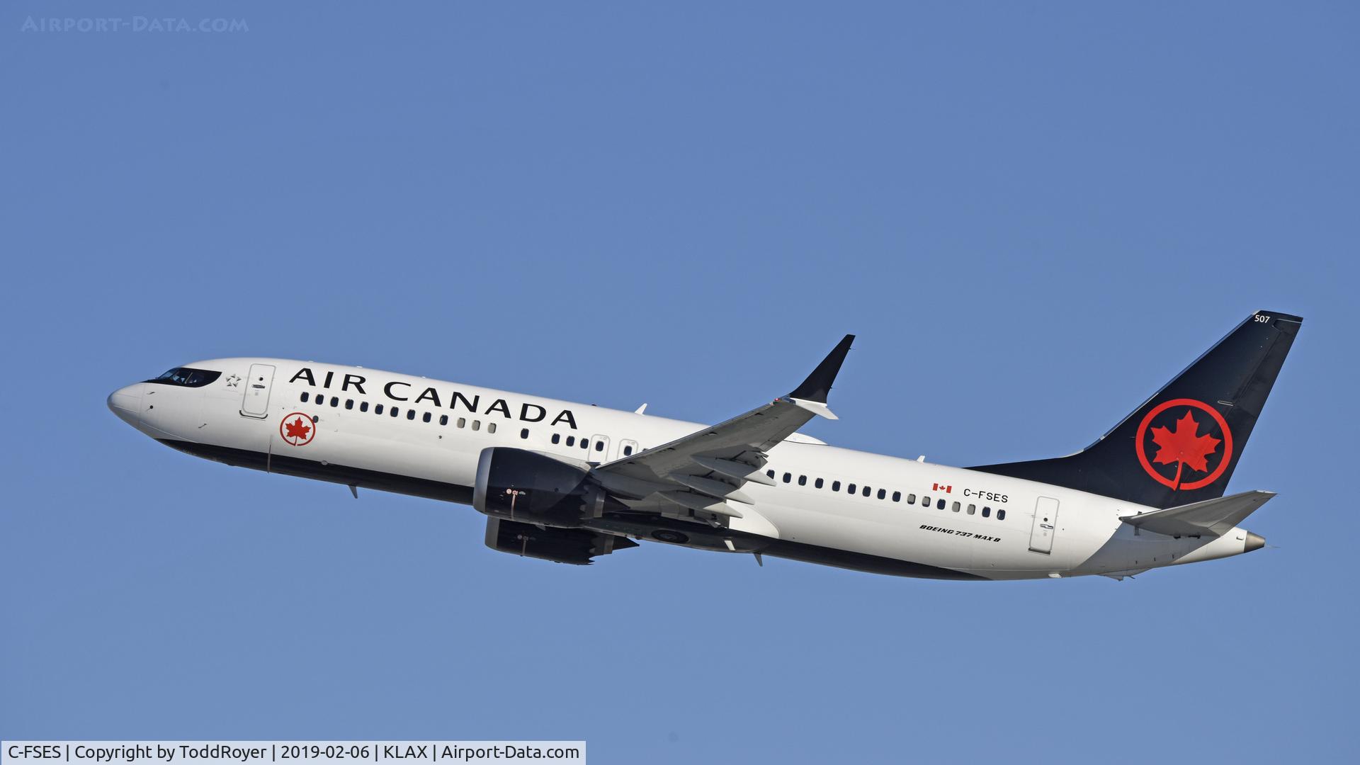C-FSES, 2018 Boeing 737-8 MAX C/N 61213, Departing LAX on 25R