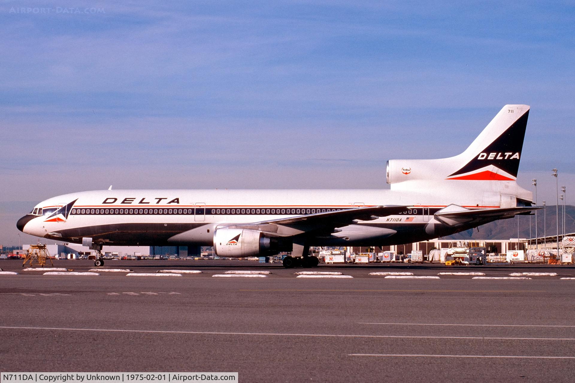 N711DA, 1974 Lockheed L-1011-385-1 TriStar 50 C/N 193C-1086, Unknown 2.1975