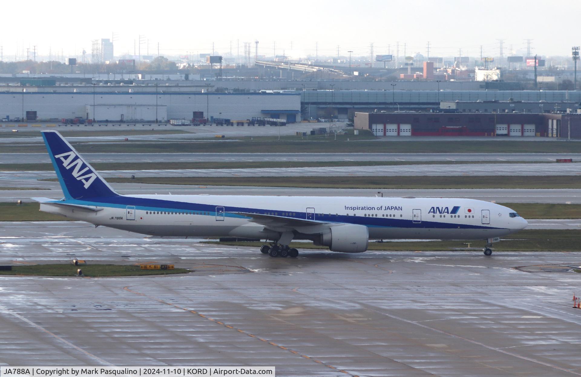 JA788A, 2010 Boeing 777-381/ER C/N 40686, Boeing 777-381/ER