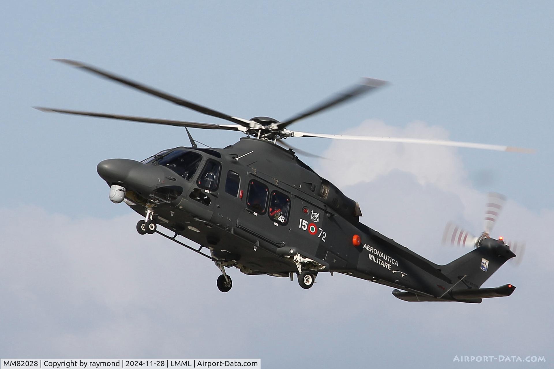 MM82028, AgustaWestland HH-139B C/N 31948, AgustaWestland HH-139B MM82028/15-72 Italian Air Force