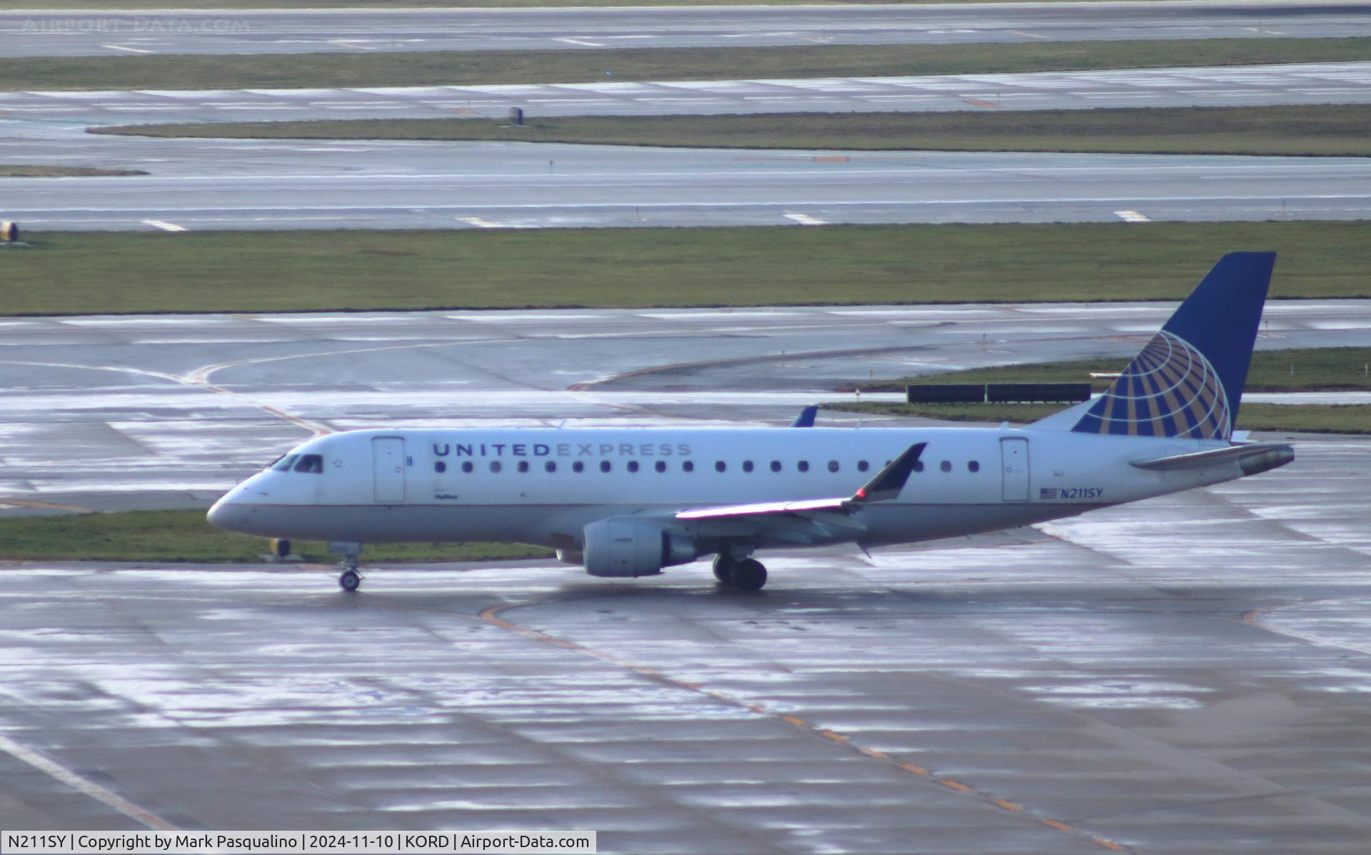 N211SY, 2017 Embraer 175LR (ERJ-170-200LR) C/N 17000646, ERJ-170-200LR