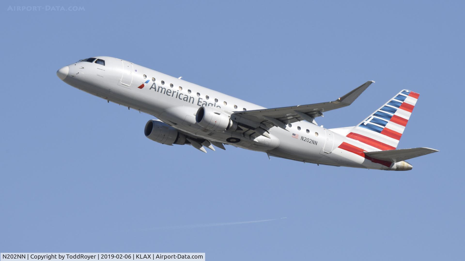 N202NN, 2015 Embraer 175LR (ERJ-170-200LR) C/N 17000467, Departing LAX on 25L