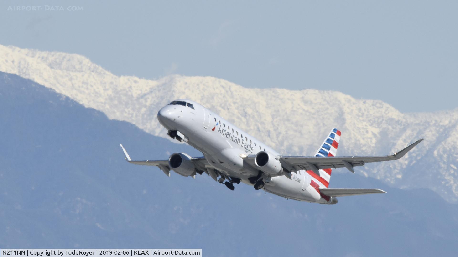 N211NN, 2015 Embraer 175LR (ERJ-170-200LR) C/N 17000501, Departing LAX on 25R