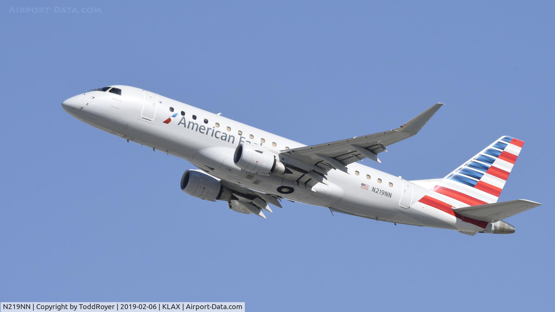 N219NN, 2015 Embraer 175LR (ERJ-170-200LR) C/N 17000522, Departing LAX on 25R