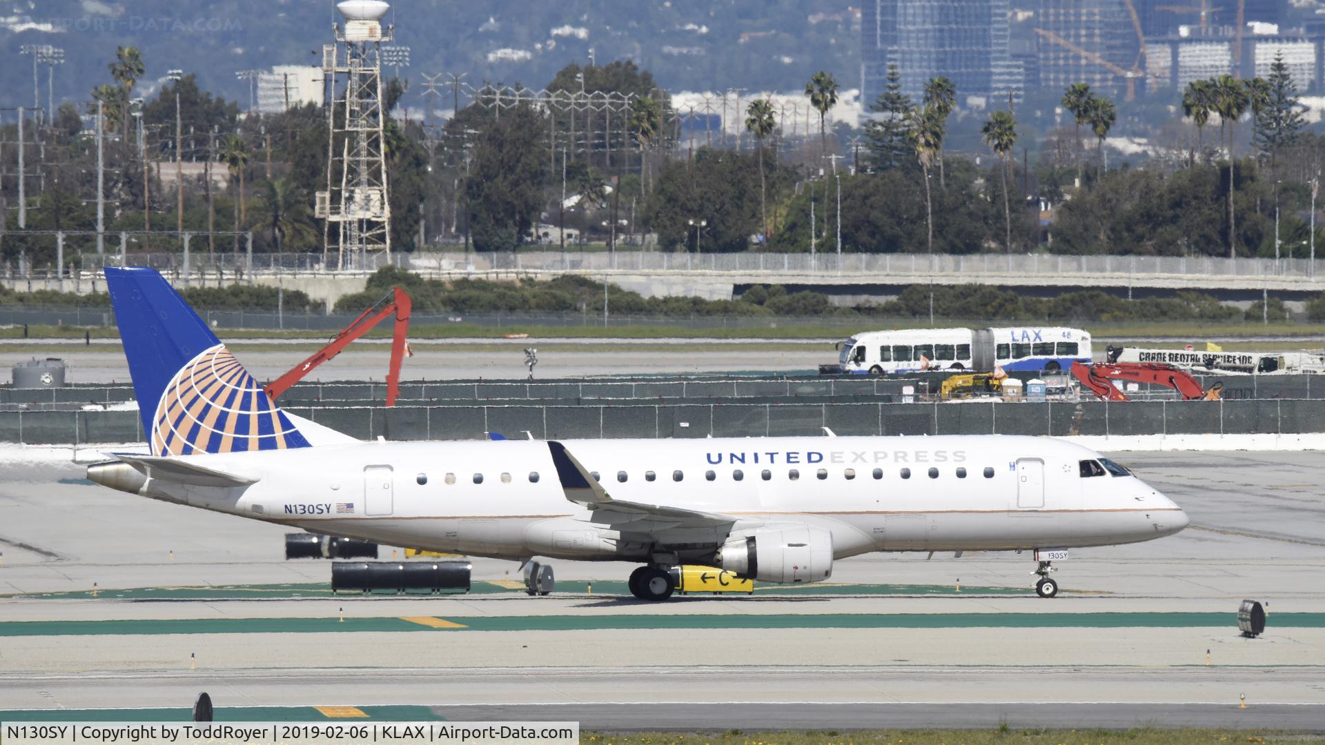 N130SY, 2015 Embraer 175LR (ERJ-170-200LR) C/N 17000449, Taxiing to gate at LAX