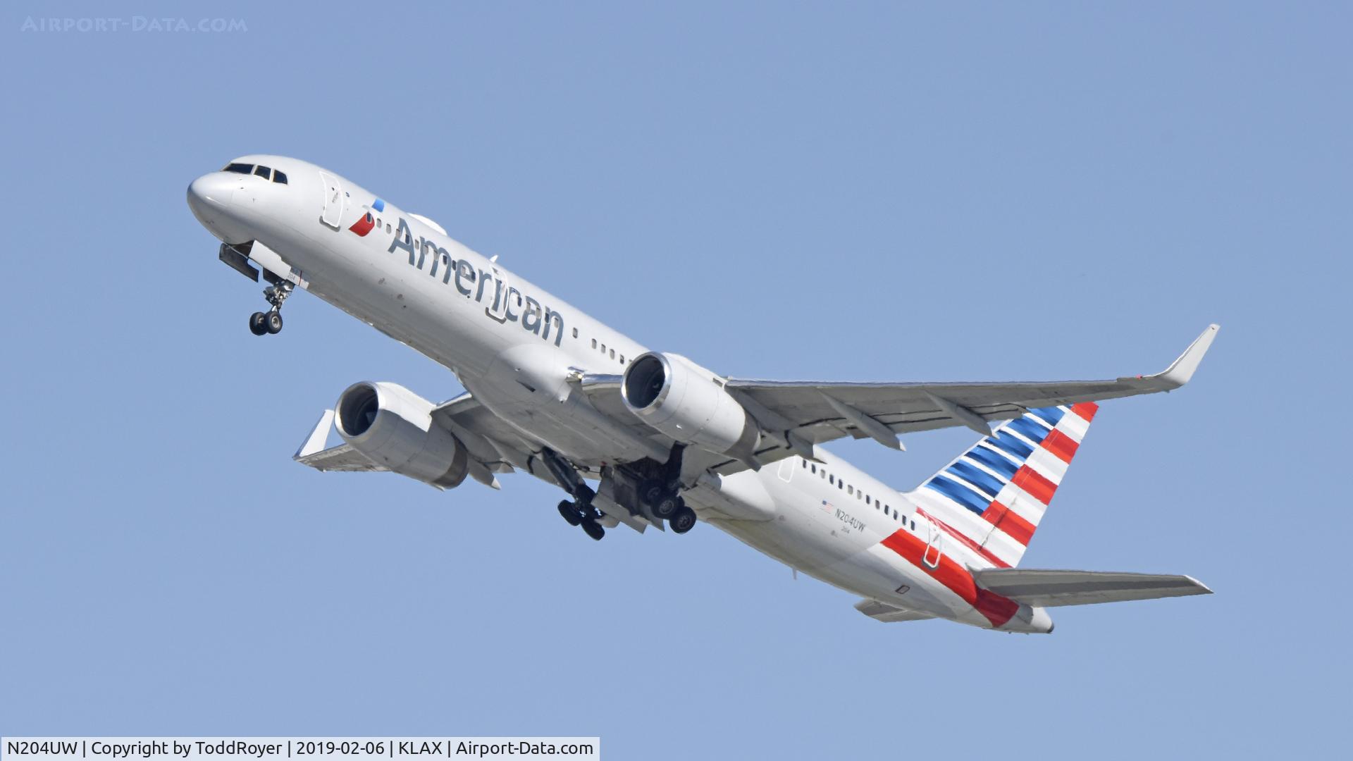 N204UW, 2000 Boeing 757-23N C/N 30886, Departing LAX on 25R