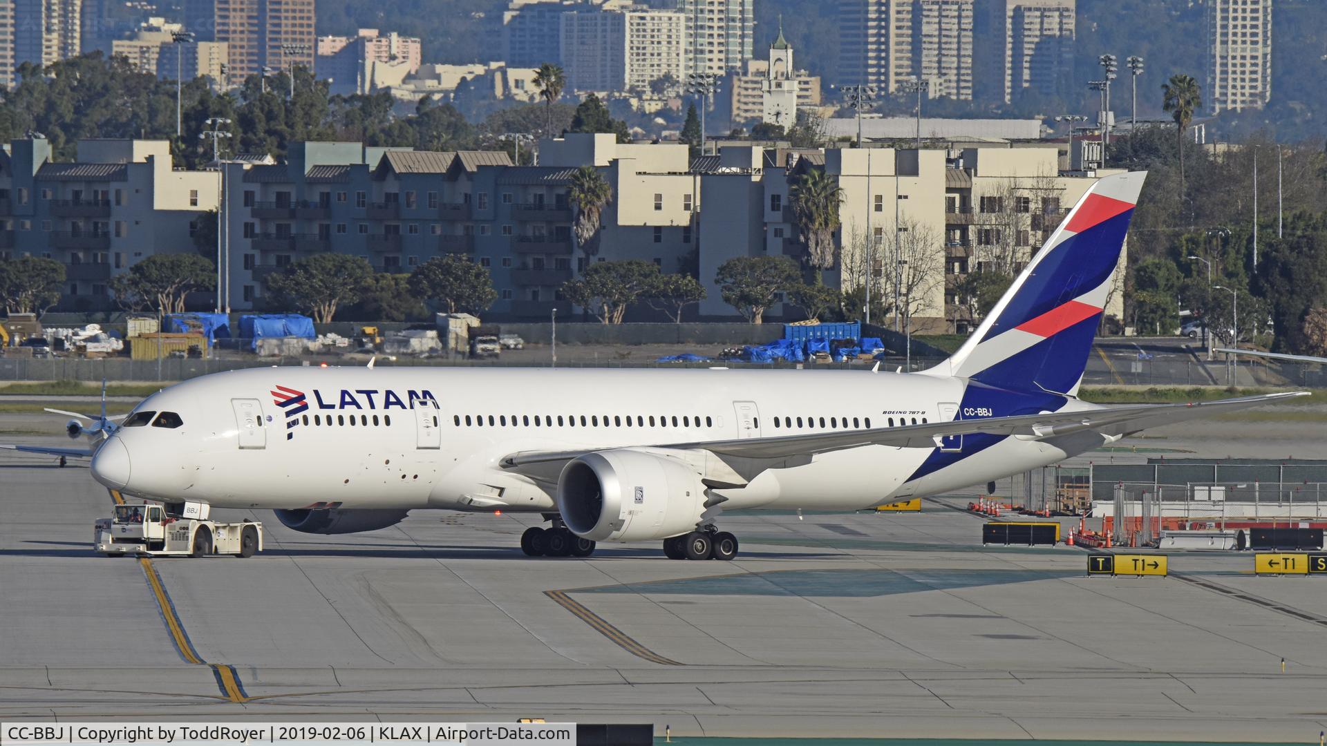CC-BBJ, 2014 Boeing 787-8 Dreamliner C/N 42225, Getting towed to parking at LAX