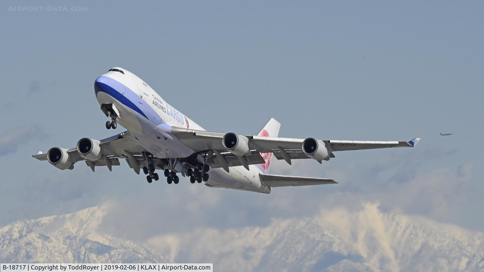 B-18717, 2004 Boeing 747-409F/SCD C/N 30769, Departing LAX o 25R