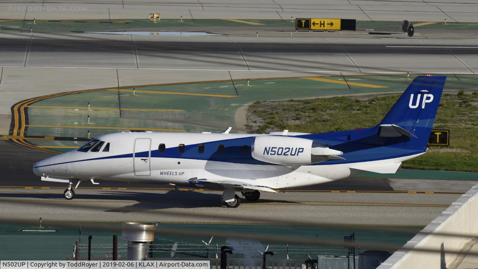 N502UP, 2003 Cessna 560XL Citation Excel C/N 560-5310, Taxiing for departure at LAX
