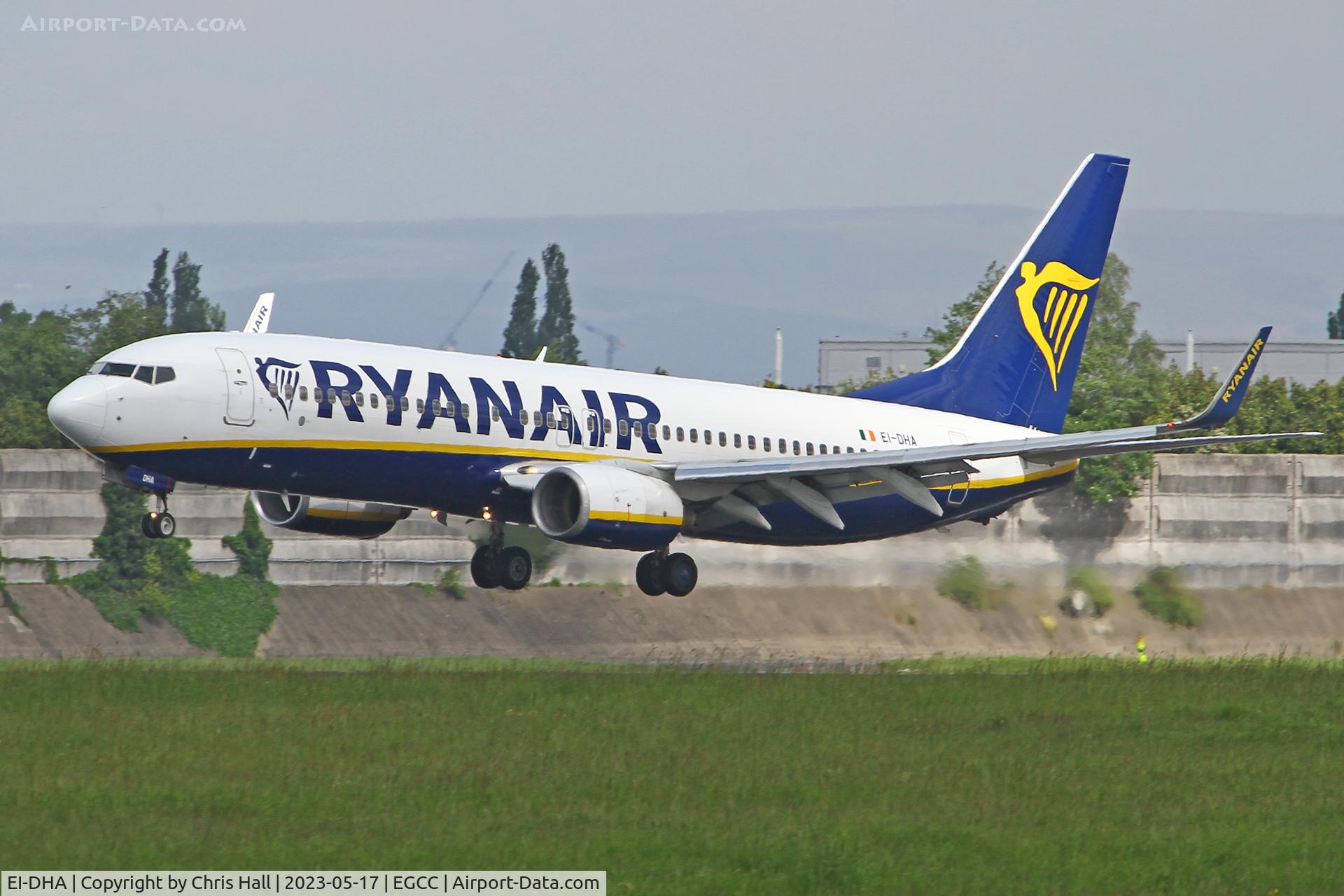 EI-DHA, 2005 Boeing 737-8AS C/N 33571, Manchester