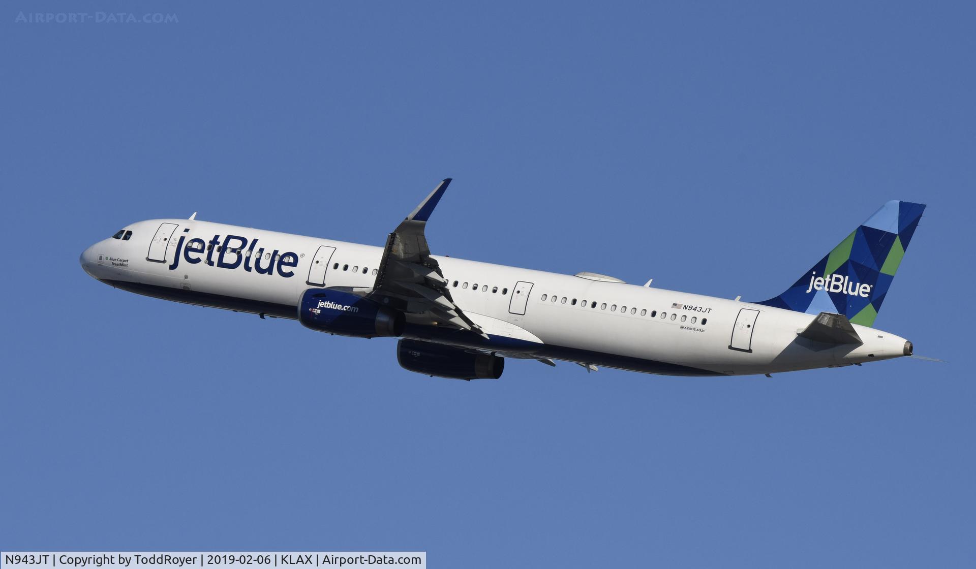 N943JT, 2014 Airbus A321-231 C/N 6326, Departing LAX on 25R