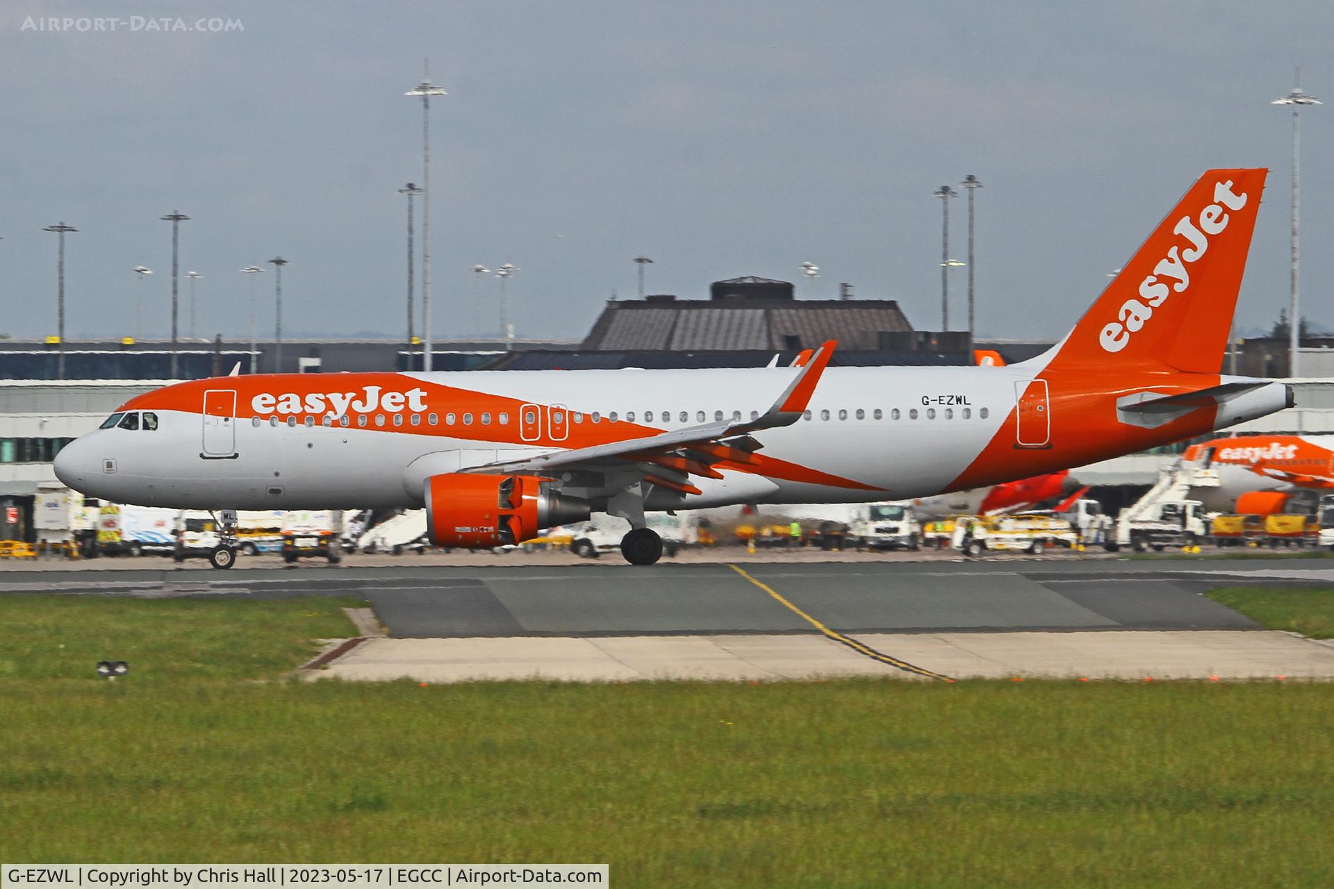 G-EZWL, 2013 Airbus A320-214 C/N 5702, Manchester