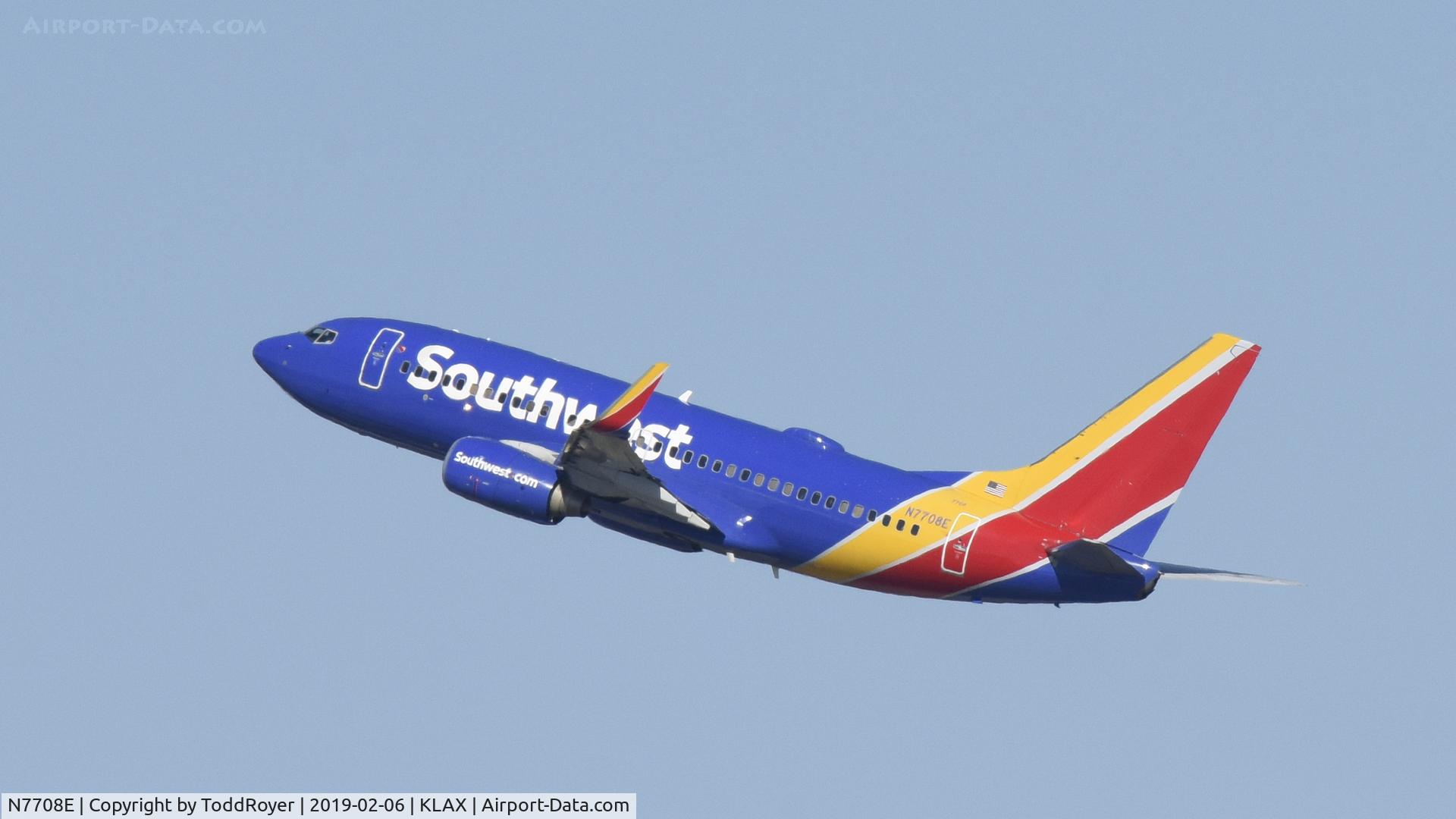 N7708E, 2004 Boeing 737-76N C/N 32652, Departing LAX on 24L