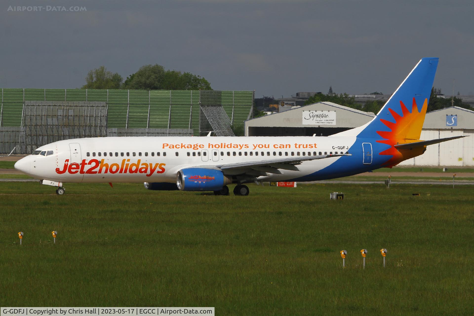 G-GDFJ, 2000 Boeing 737-804 C/N 28229, Manchester