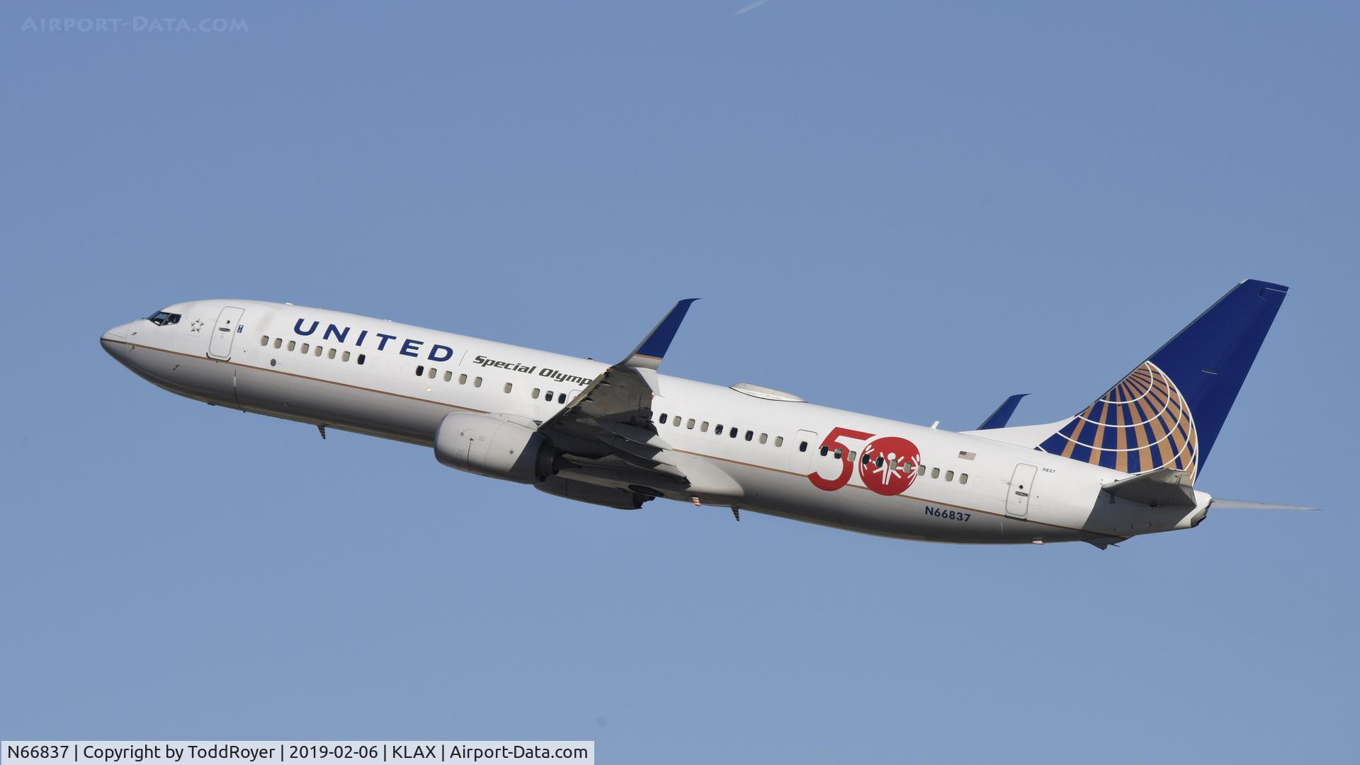 N66837, 2014 Boeing 737-924/ER C/N 60122, Departing LAX on 25R