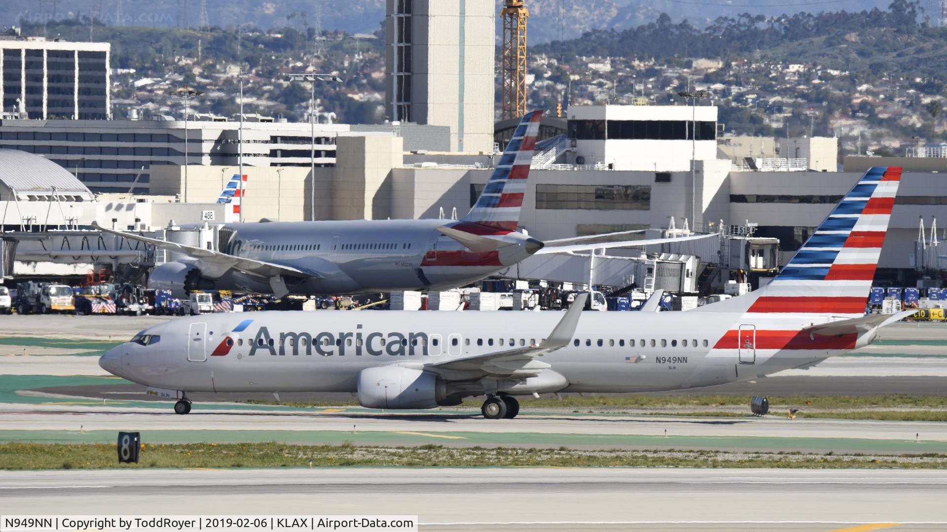 N949NN, 2014 Boeing 737-823 C/N 31192, Arriving at LAX on 25L