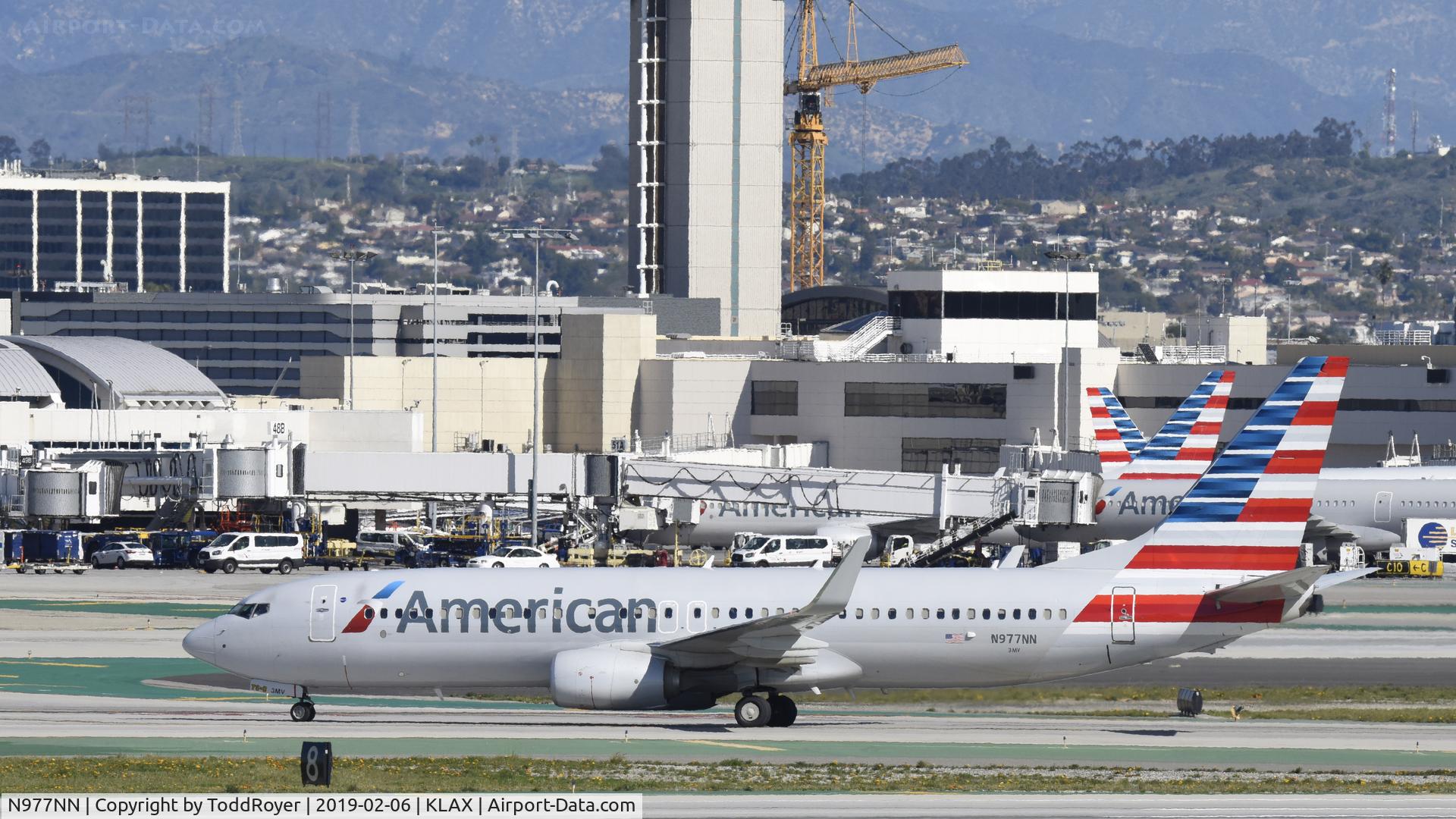N977NN, 2015 Boeing 737-823 C/N 31225, Arriving at LAX on 25L