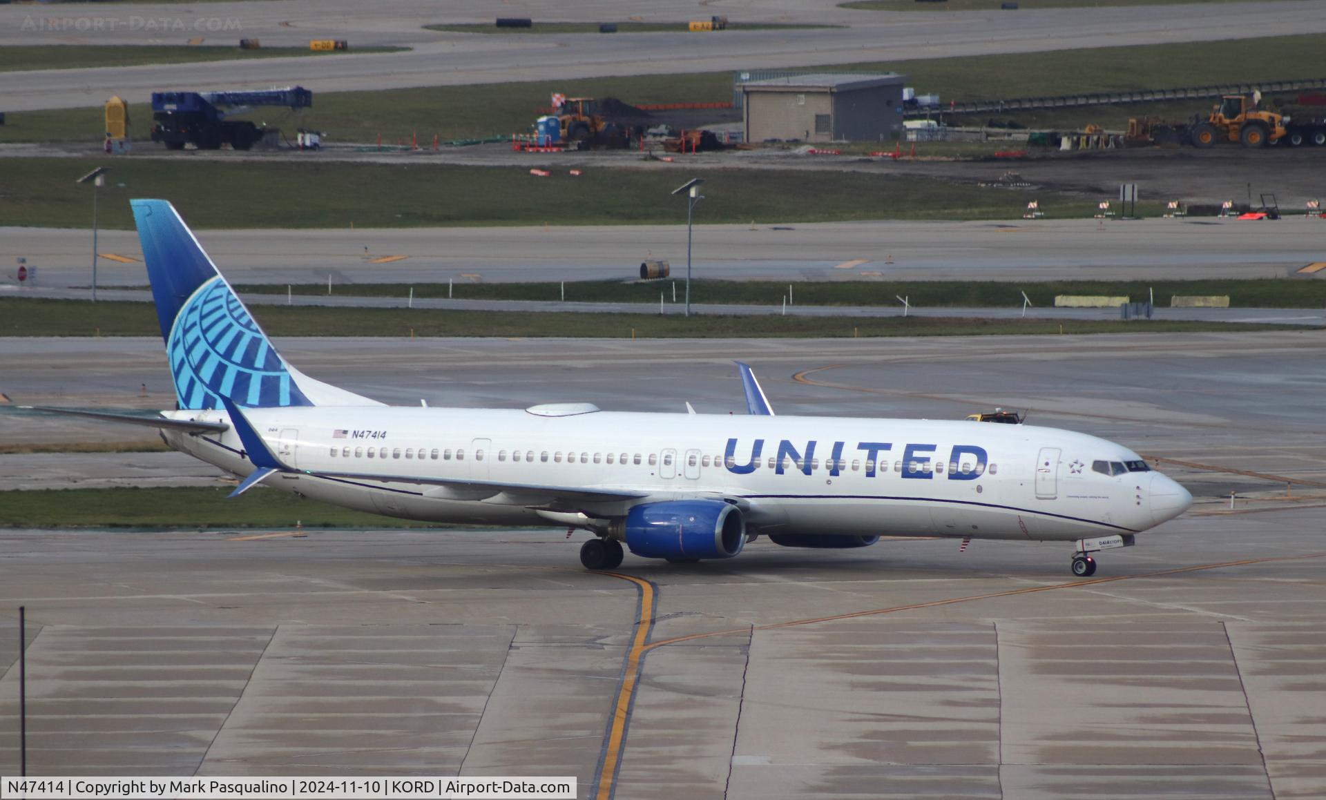 N47414, 2008 Boeing 737-924/ER C/N 32827, Boeing 737-924/ER
