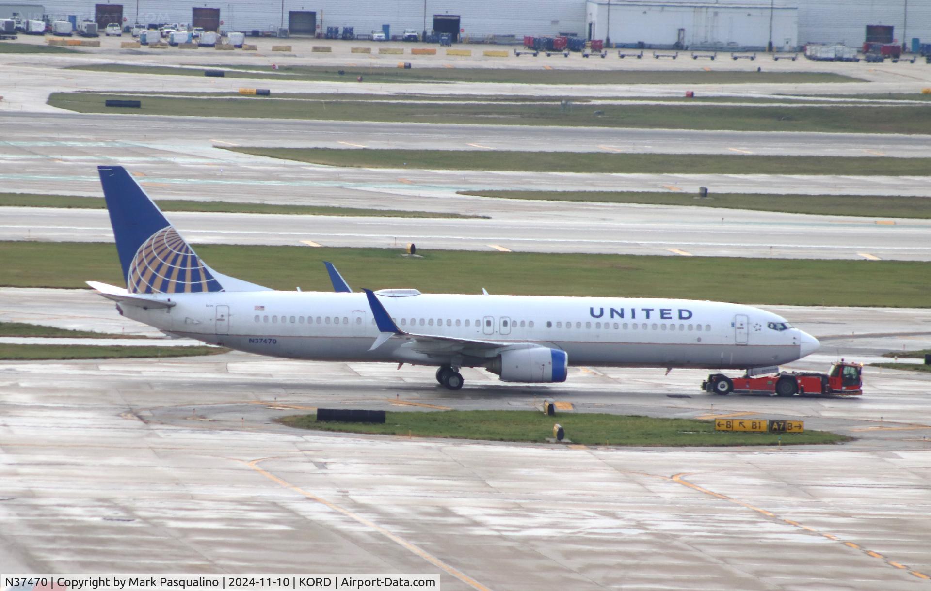 N37470, 2013 Boeing 737-924/ER C/N 37099, Boeing 737-924/ER