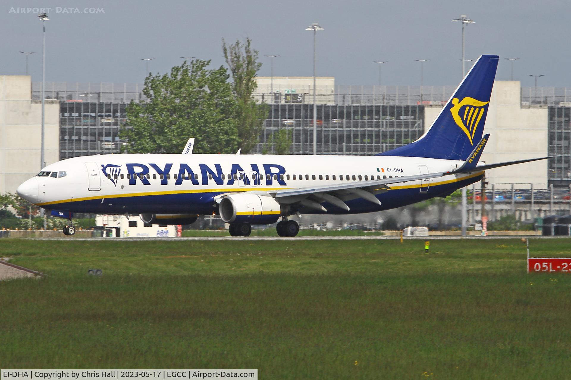 EI-DHA, 2005 Boeing 737-8AS C/N 33571, Manchester