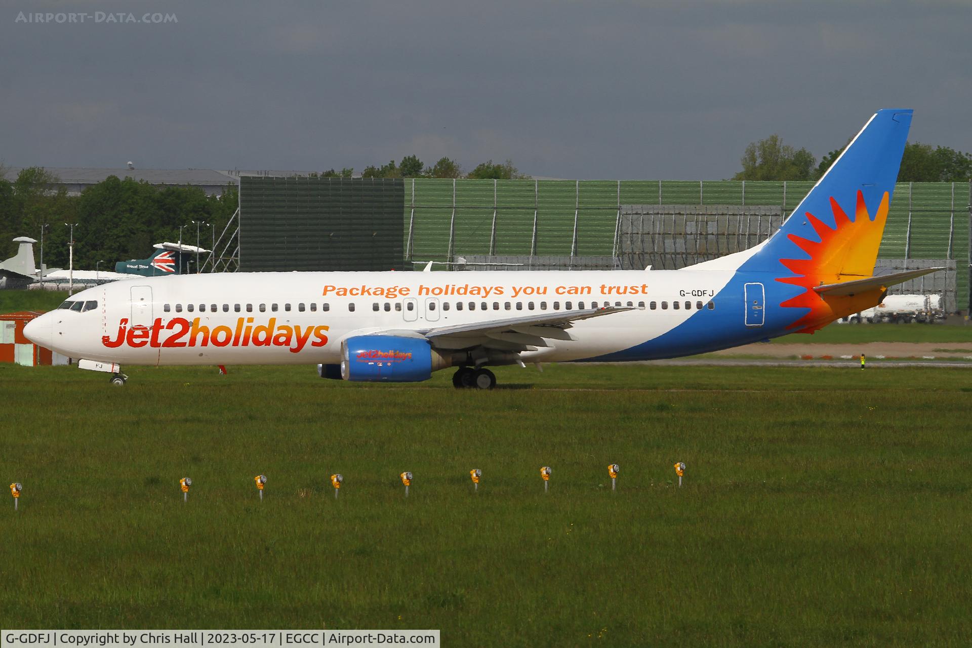 G-GDFJ, 2000 Boeing 737-804 C/N 28229, Manchester