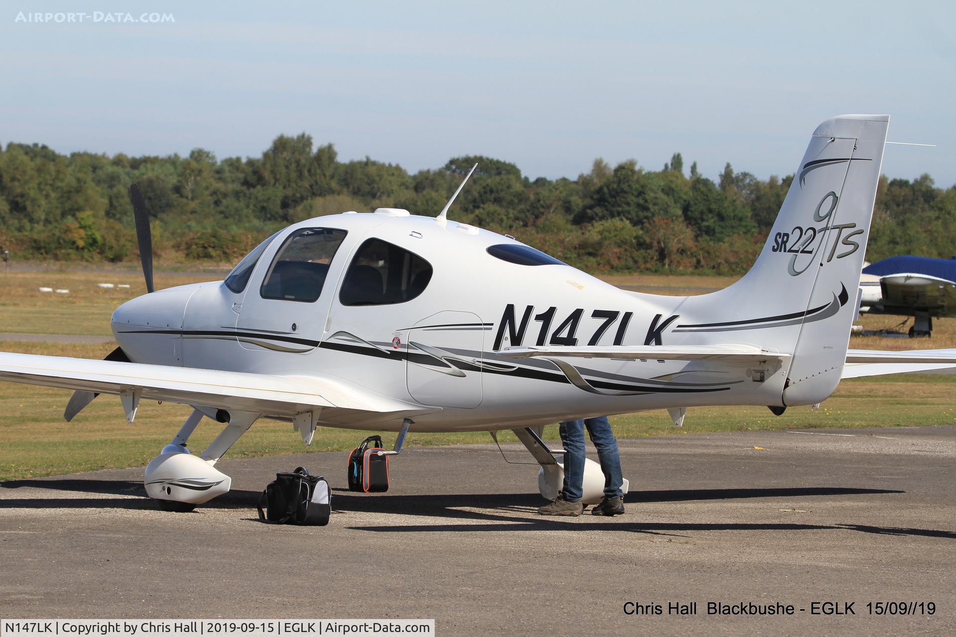 N147LK, 2005 Cirrus SR22 GTS C/N 1687, Blackbushe