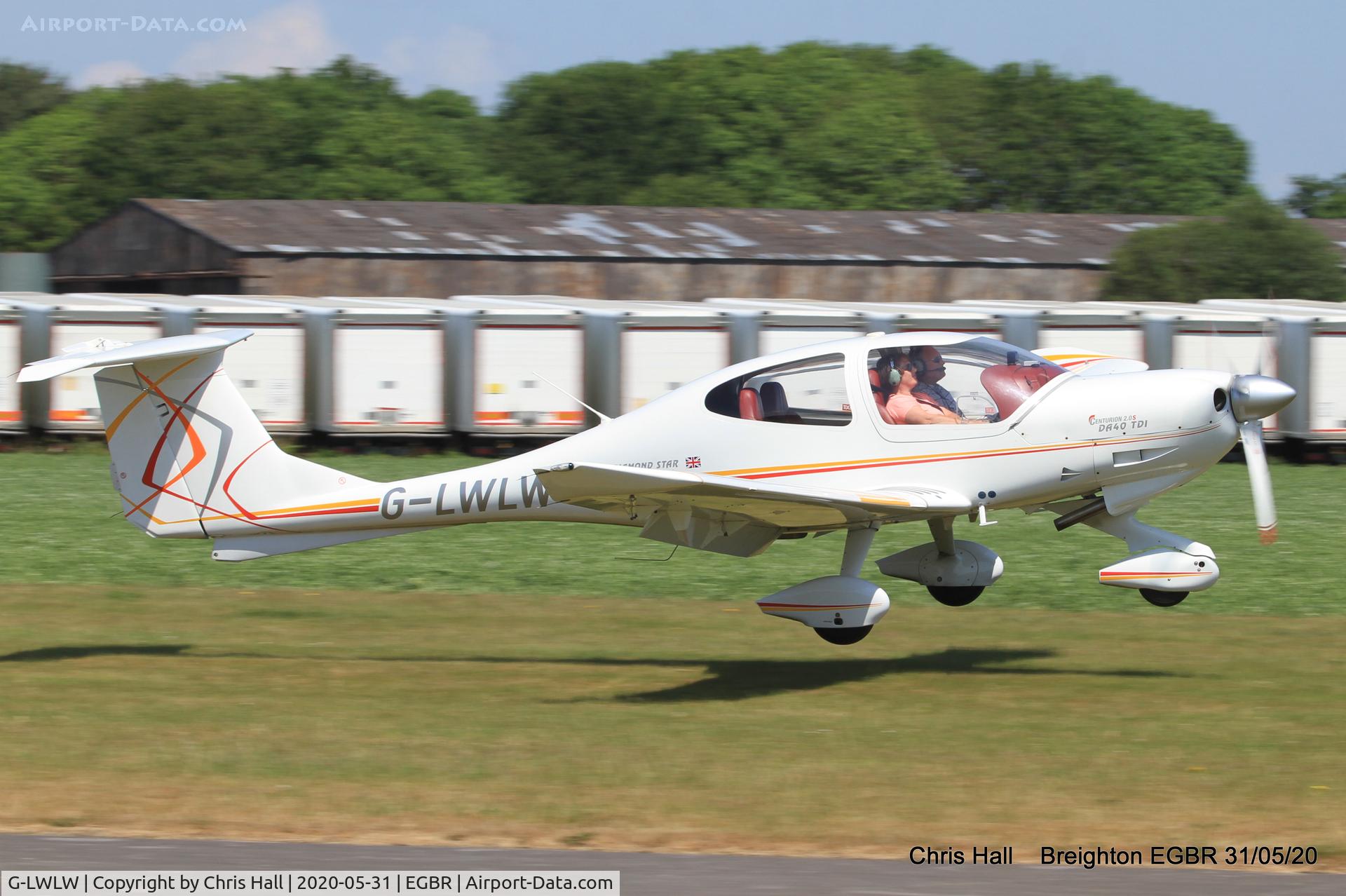 G-LWLW, 2003 Diamond DA-40D Diamond Star C/N D4.052, Breighton