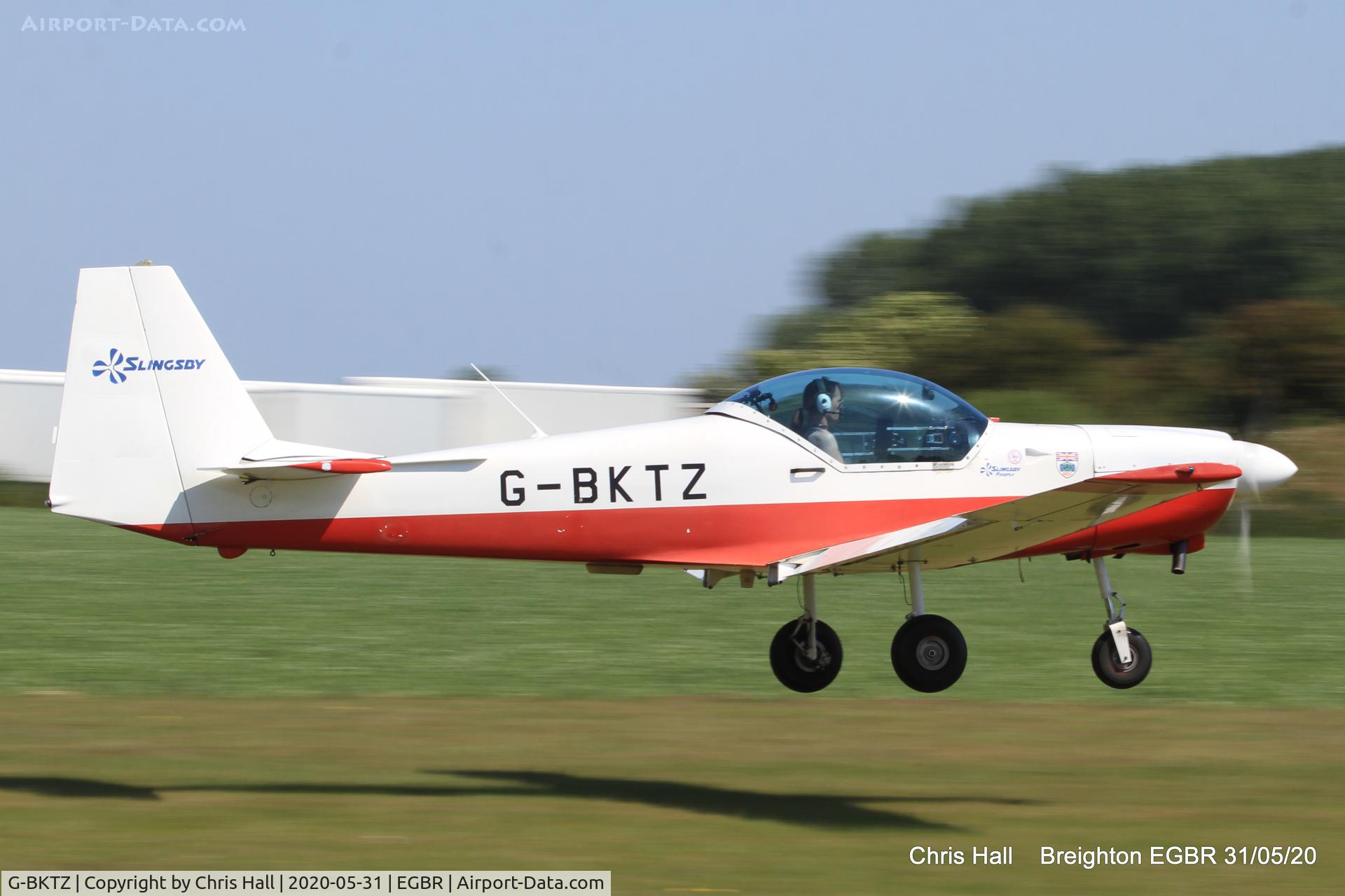 G-BKTZ, 1983 Slingsby T-67M Firefly C/N 2004, Breighton