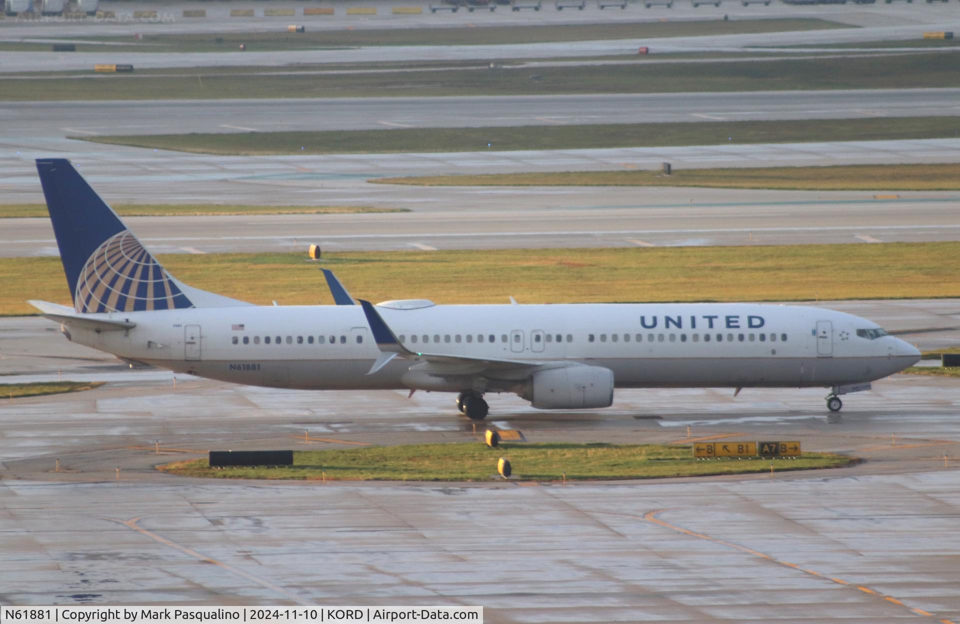 N61881, 2015 Boeing 737-924/ER C/N 42200, Boeing 737-924/ER
