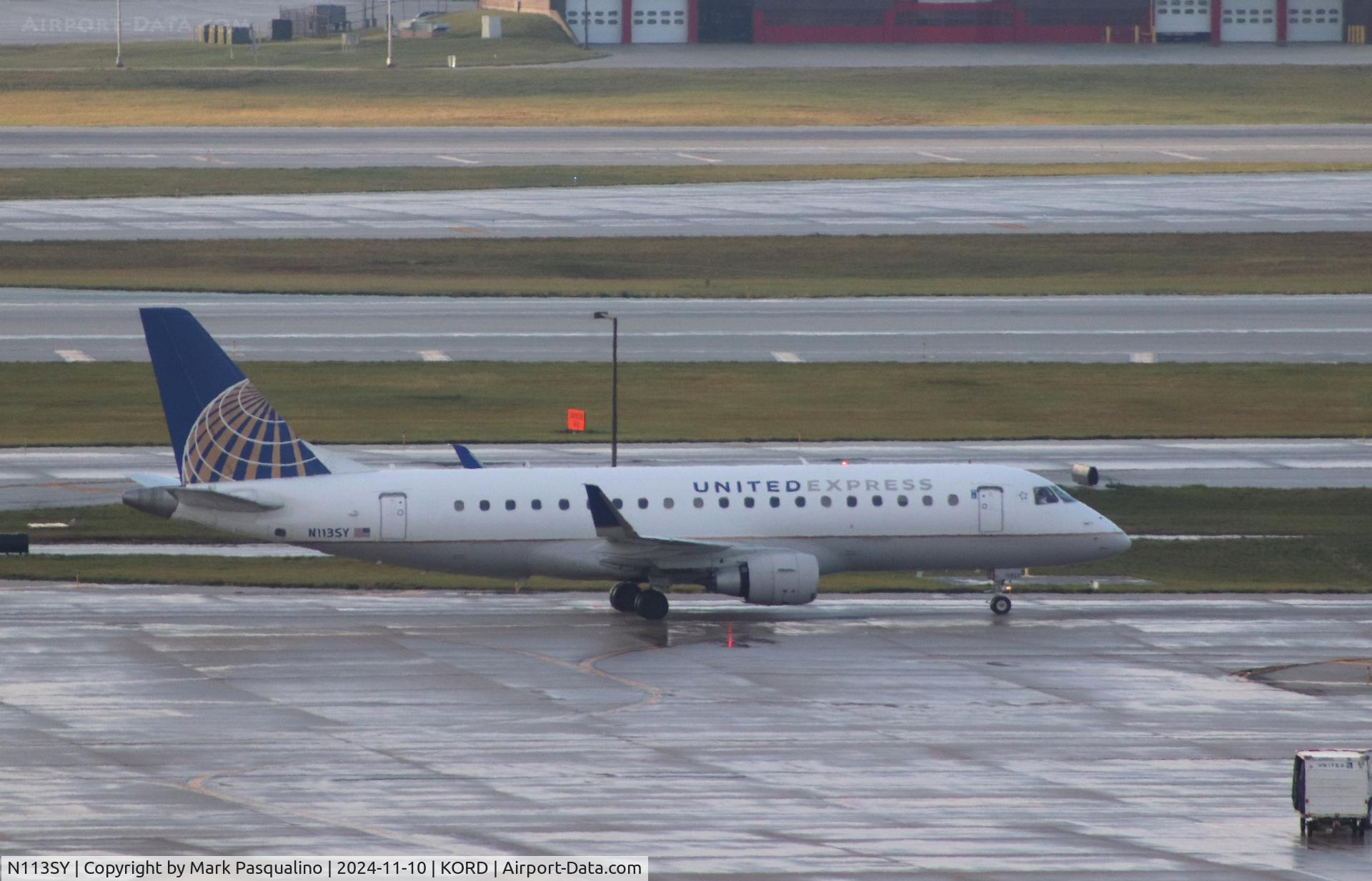 N113SY, 2014 Embraer 175LR (ERJ-170-200LR) C/N 17000407, ERJ-170-200LR