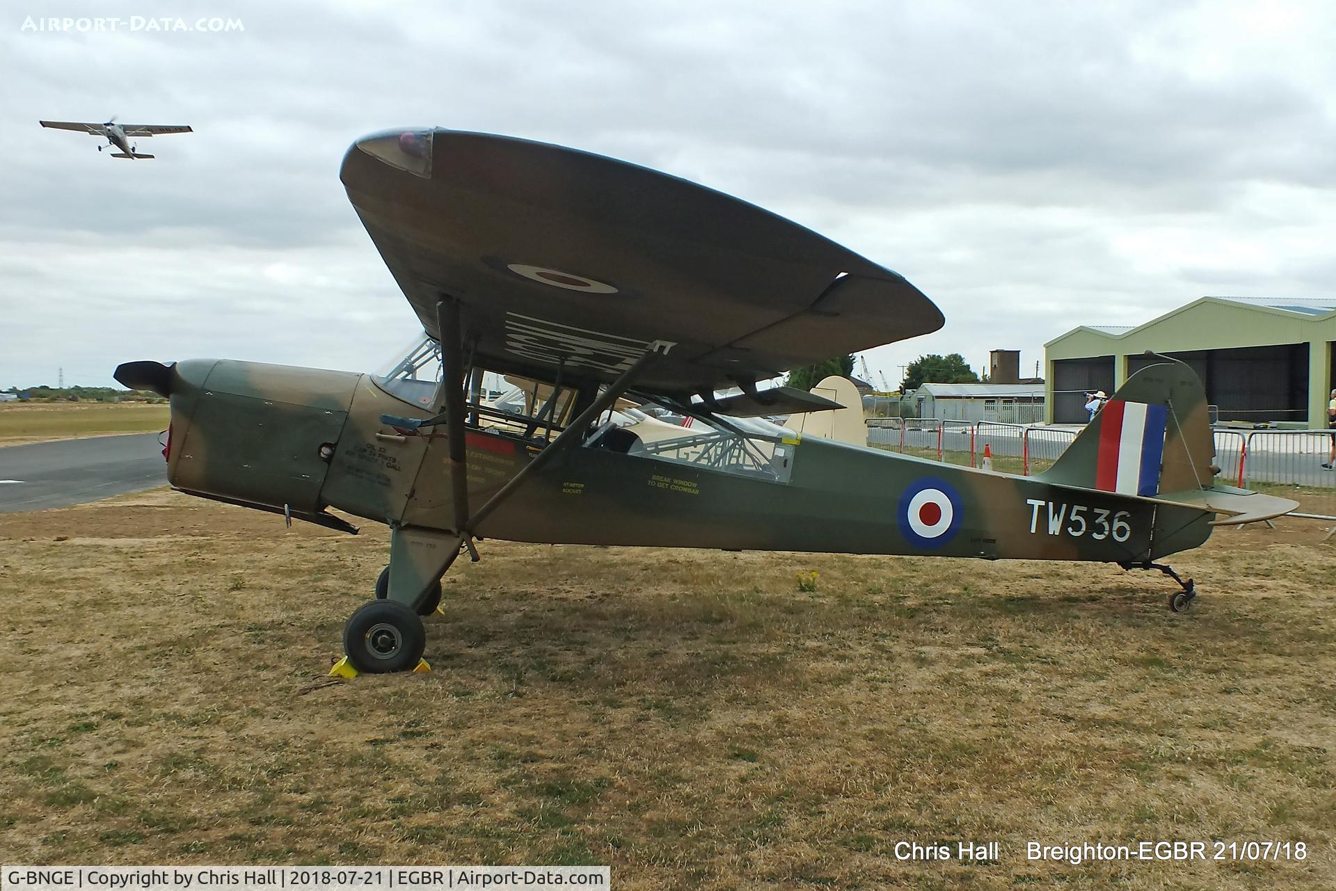 G-BNGE, 1946 Auster AOP.6 C/N 1925, Breighton