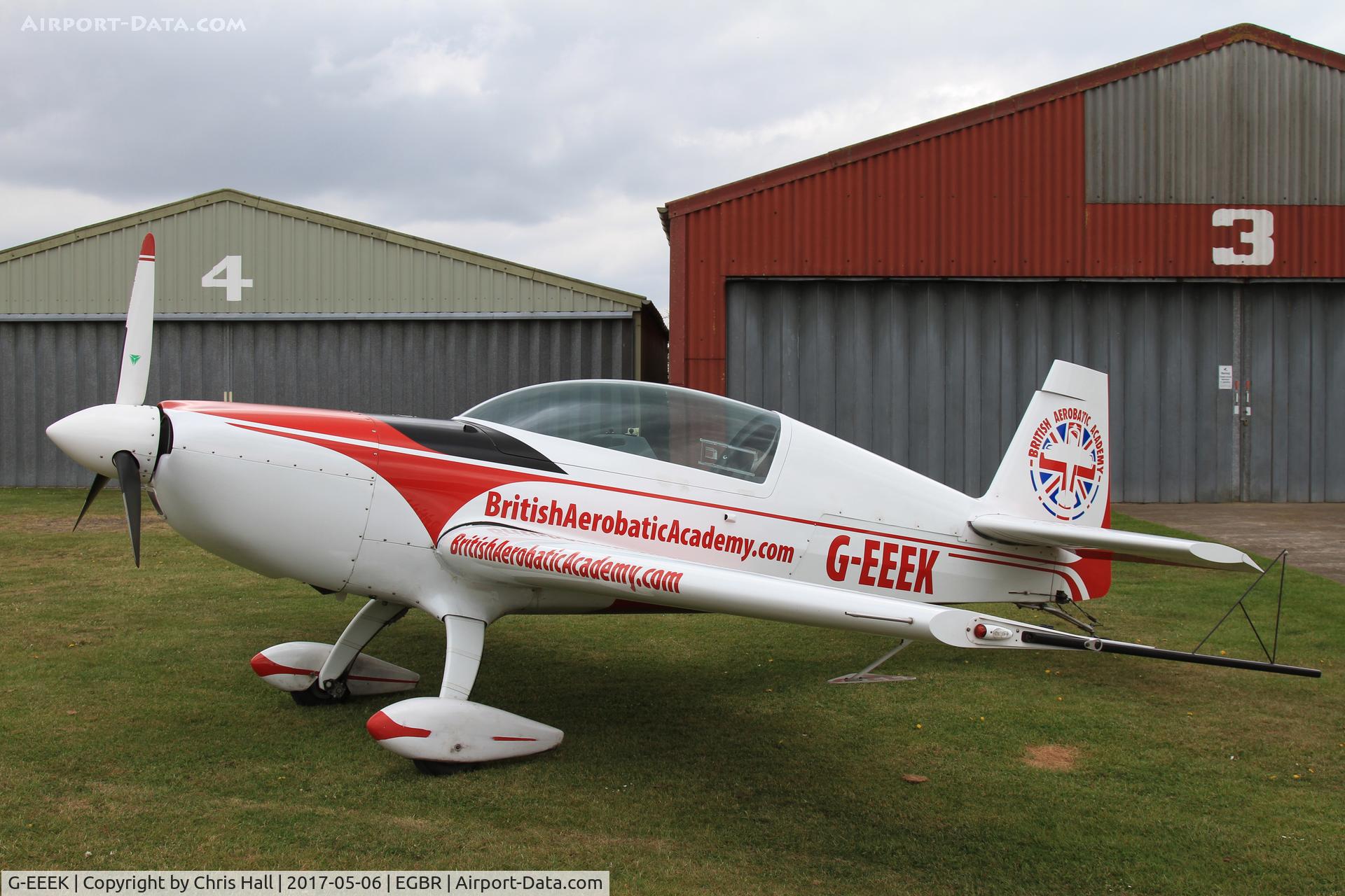 G-EEEK, 2006 Extra EA-300/200 C/N 1034, Breighton