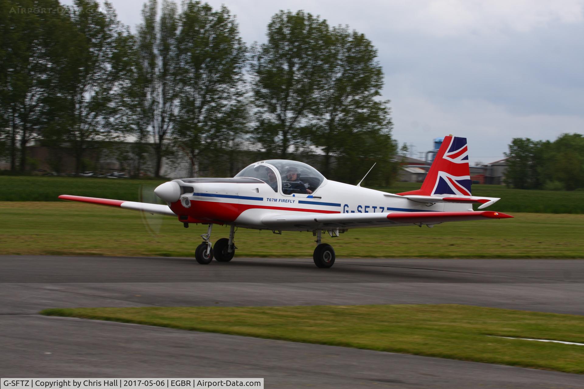 G-SFTZ, 1983 Slingsby T-67M Firefly C/N 2000, Breighton
