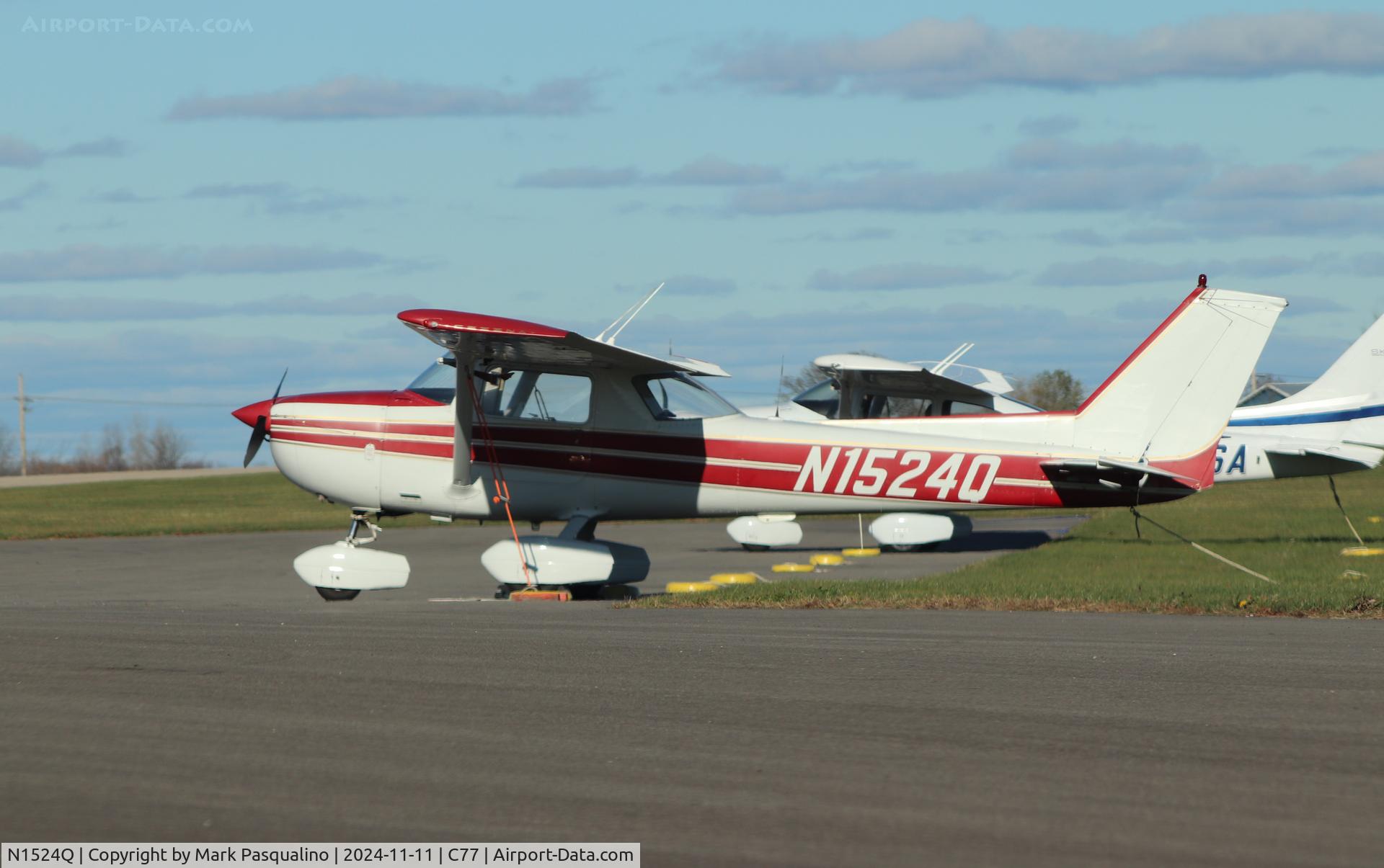N1524Q, 1971 Cessna 150L C/N 15072824, Cessna 150L
