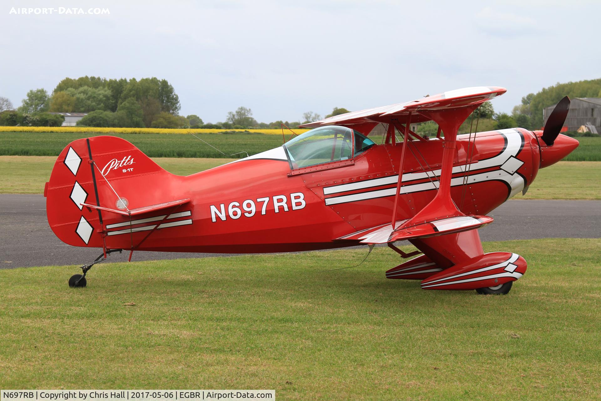 N697RB, 1986 Pitts S-1T Special C/N 1042, Breighton