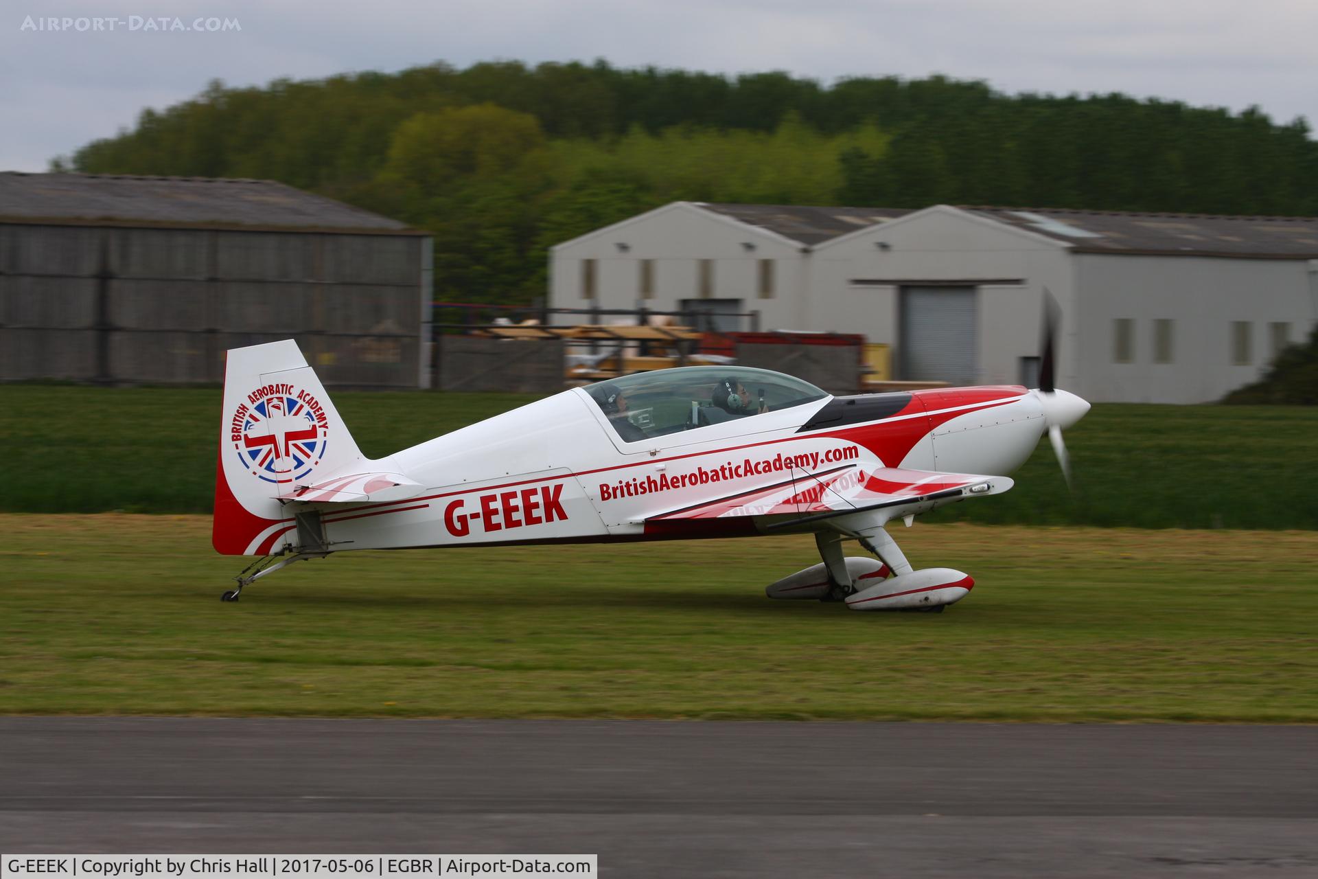 G-EEEK, 2006 Extra EA-300/200 C/N 1034, Breighton